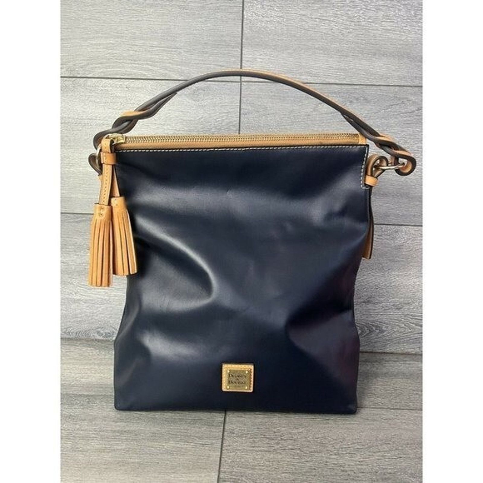 Dooney & Bourke Dooney & Bourke - Smooth Leather Small Shoulder Bag A375099 Size ONE SIZE - 1 Thumbnail