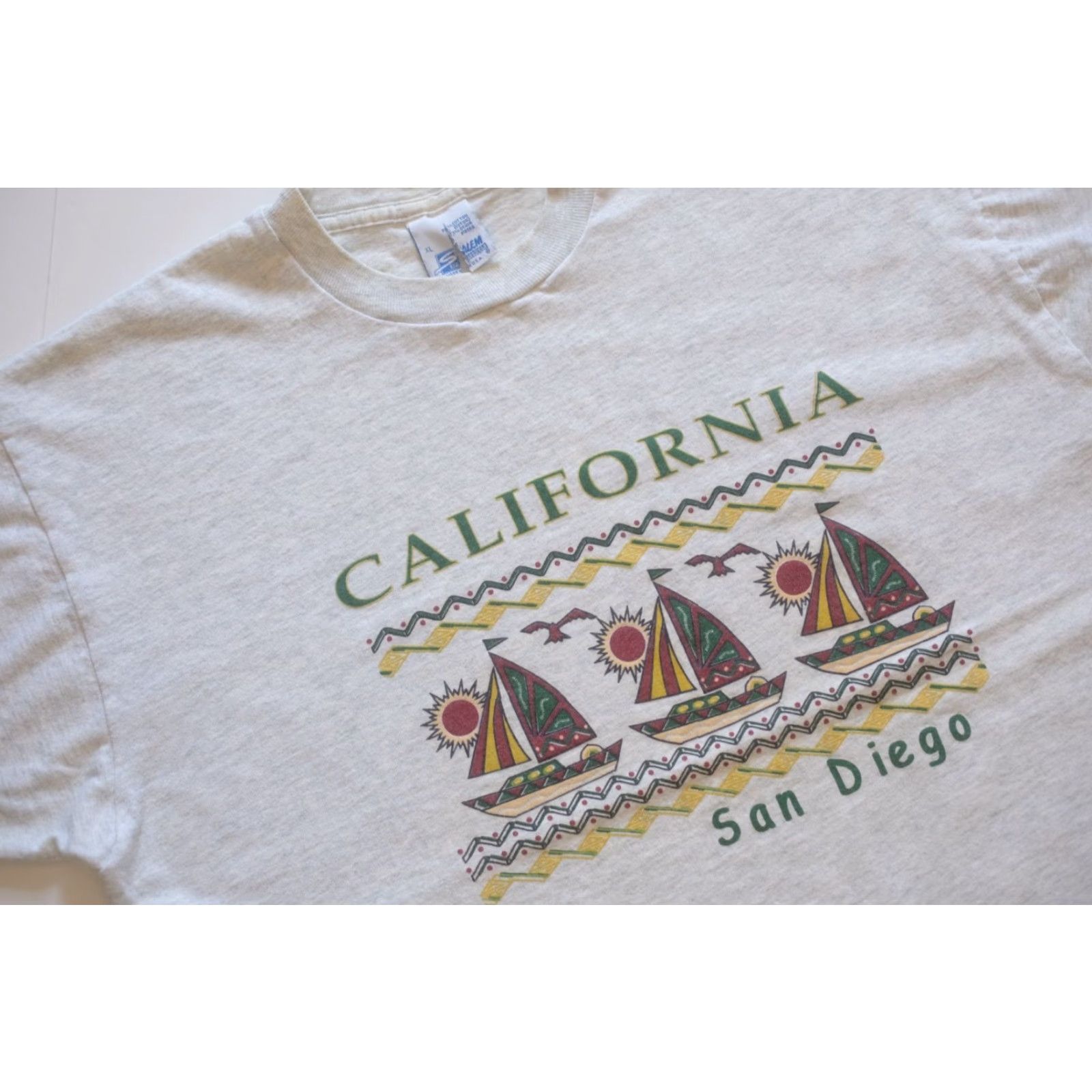 Salem Sportswear VINTAGE SAN DIEGO CALIFORNIA 90s GRAPHIC SALEM USA MADE SAILING COTTON T SHIRT XL Mens Gray Crew Neck Short Sleeve T-Shirt Size US XL / EU 56 / 4 - 6 Thumbnail