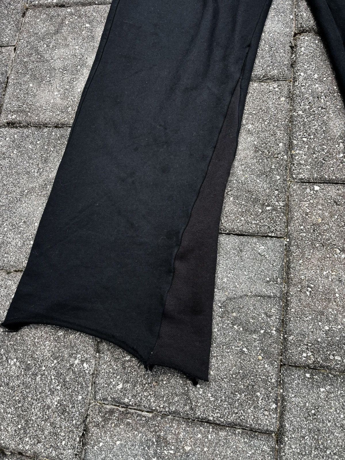 Vintage black wide leg flared sweats Size US 30 / EU 46 - 4 Thumbnail