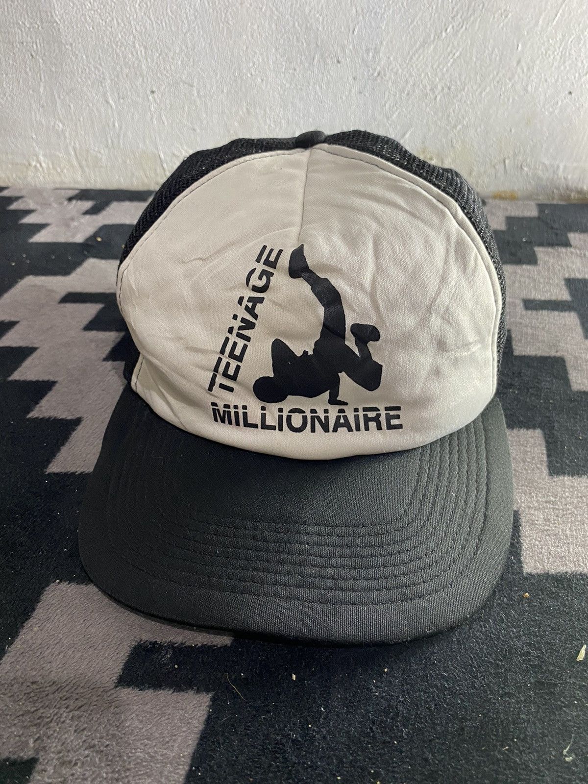 Kanye West × Vintage 2000s teenage millionaire trucker hats Size ONE SIZE - 1 Thumbnail
