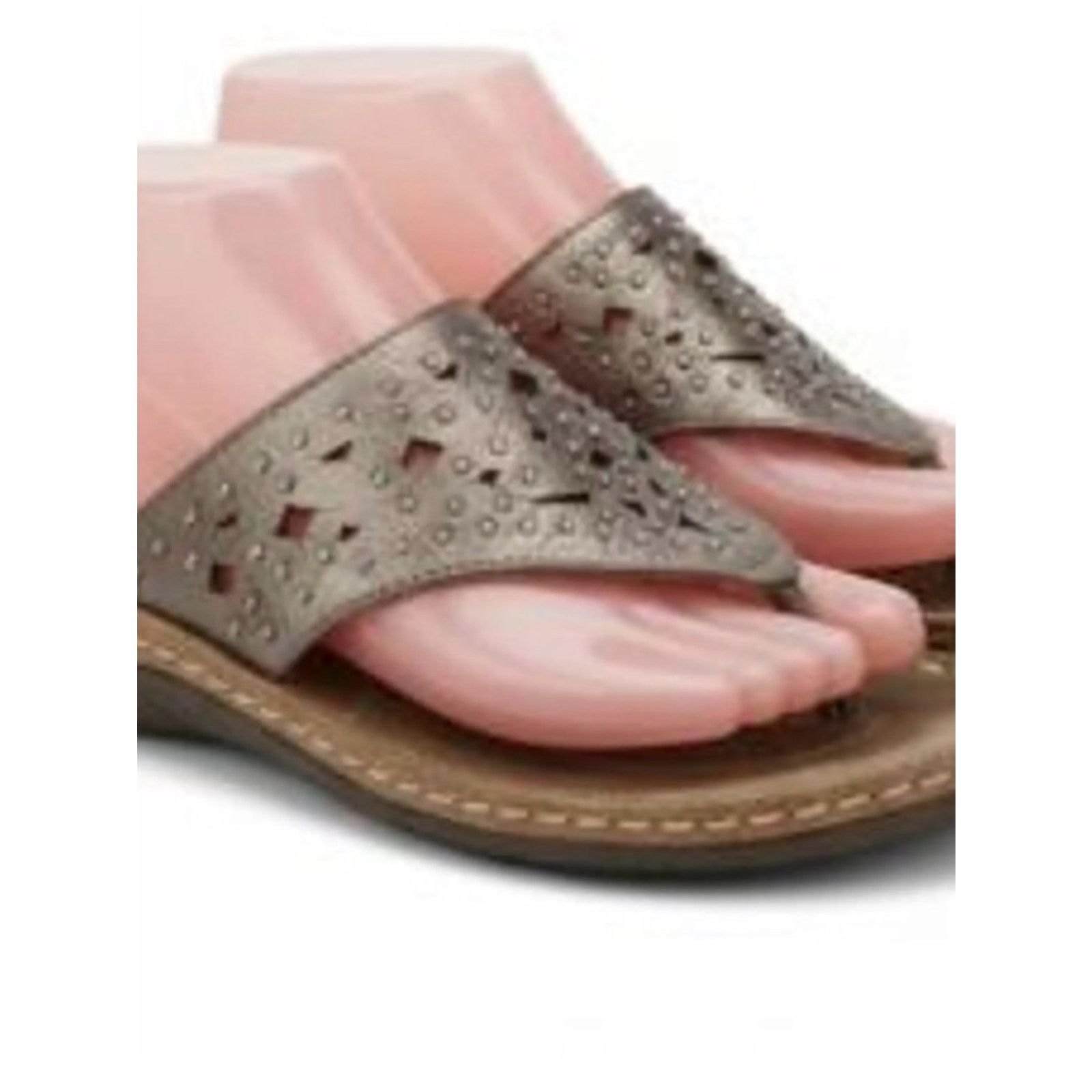Clarks Clarks Metallic Subtle Gold Studded Thong Sandals 1.5” Heel Size US 9 / IT 39 - 3 Thumbnail