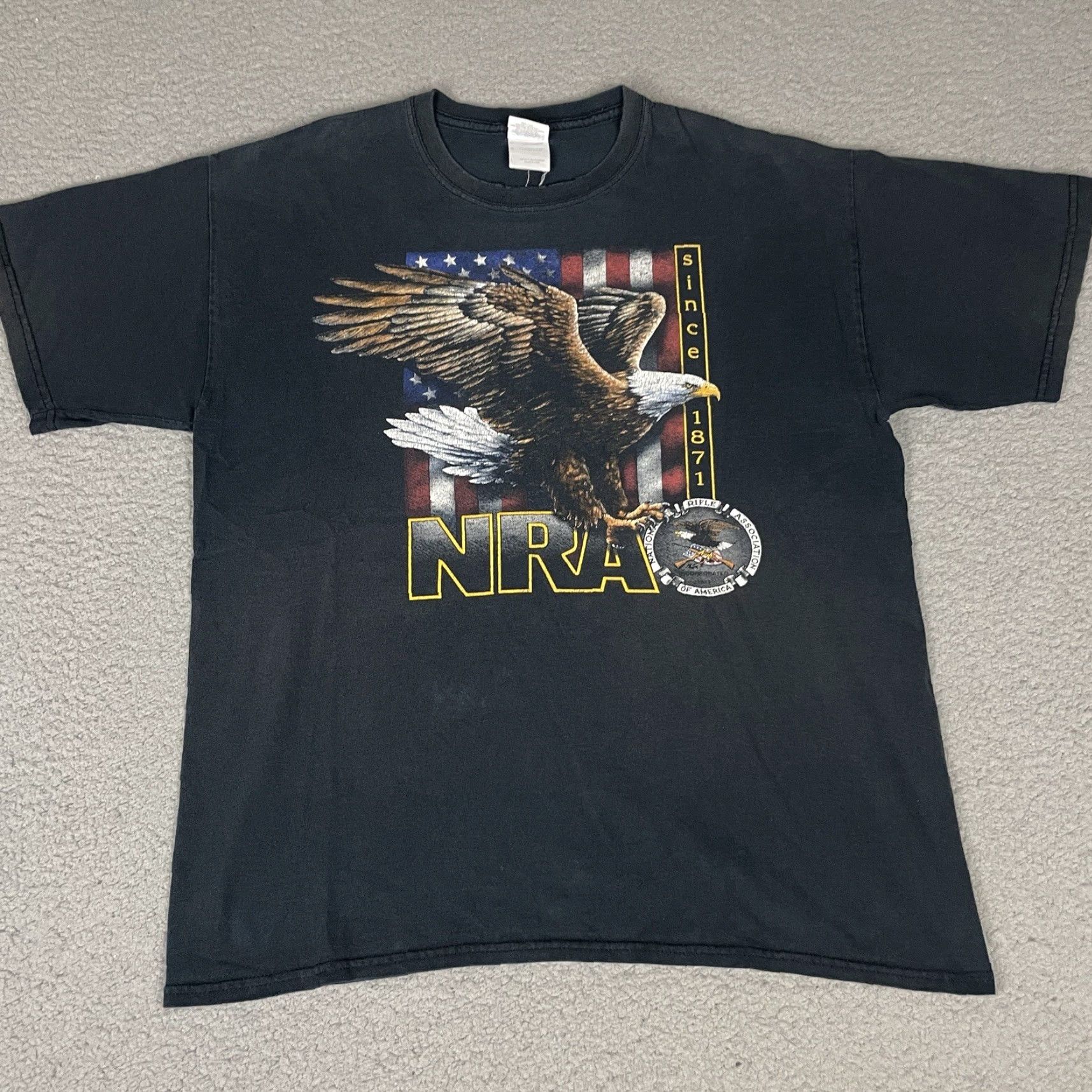Vintage VINTAGE NRA T-Shirt Adult L Black Eagle USA Flag Distressed Graphic Tee Vtg L Mens Size US L / EU 52-54 / 3 - 5 Thumbnail