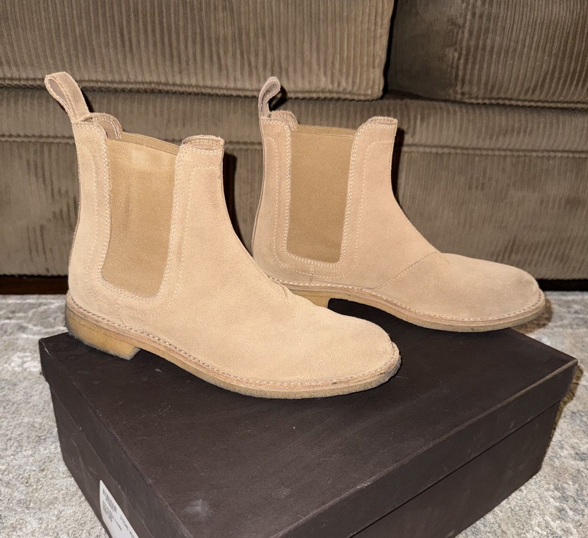 Bottega Veneta Bottega Veneta camel swede chelsea boot Size US 7.5 / EU 40-41 - 4 Thumbnail