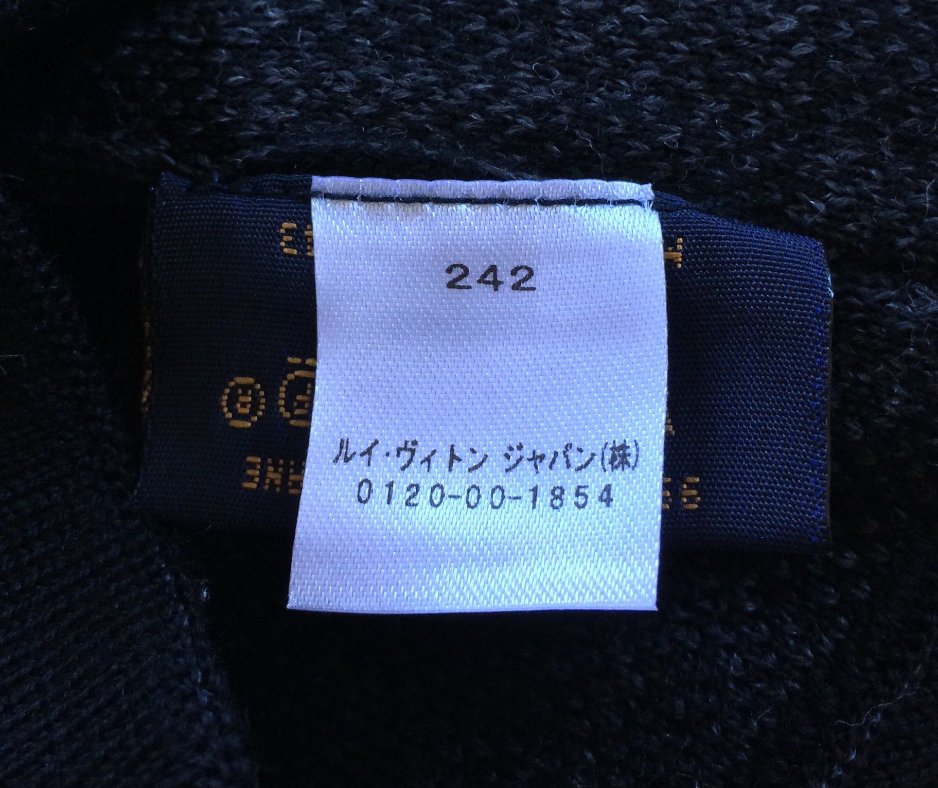 Louis Vuitton Louis Vuitton Damier Graffiti Logo Beanie Hat Size ONE SIZE - 6 Thumbnail