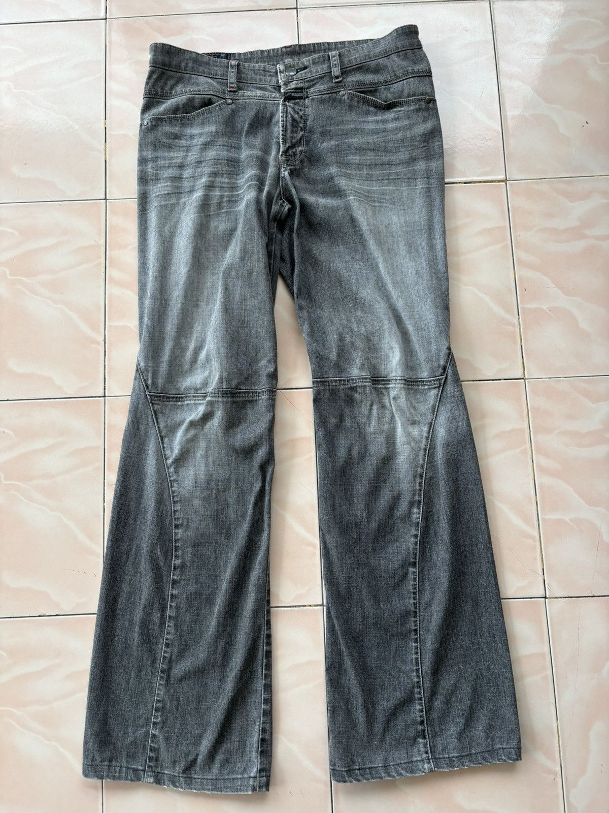 Marithe + Francois Girbaud Marithe Francois Girbaud Boot Cut Jean Size US 32 / EU 48 - 1 Thumbnail