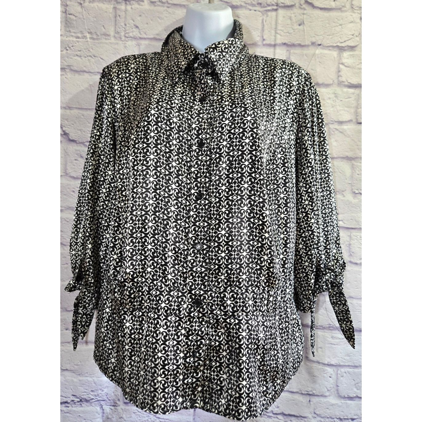 Other I.N. Studio Woman Black White Button Up Top 1X Plus Size XXL / US 16-18 / IT 52-54 - 1 Thumbnail