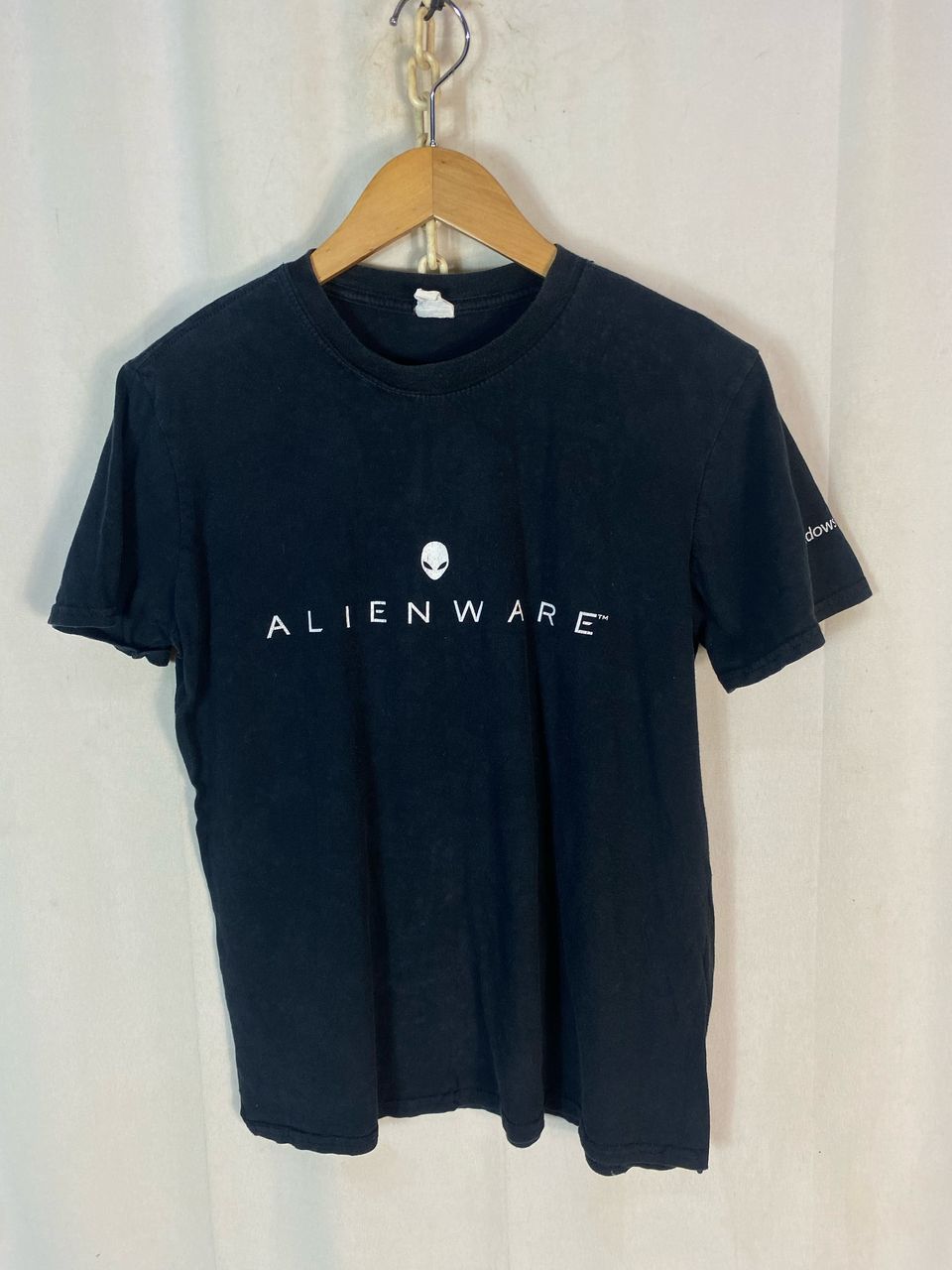 Alien wave windows 10 pro tshirt by gildan