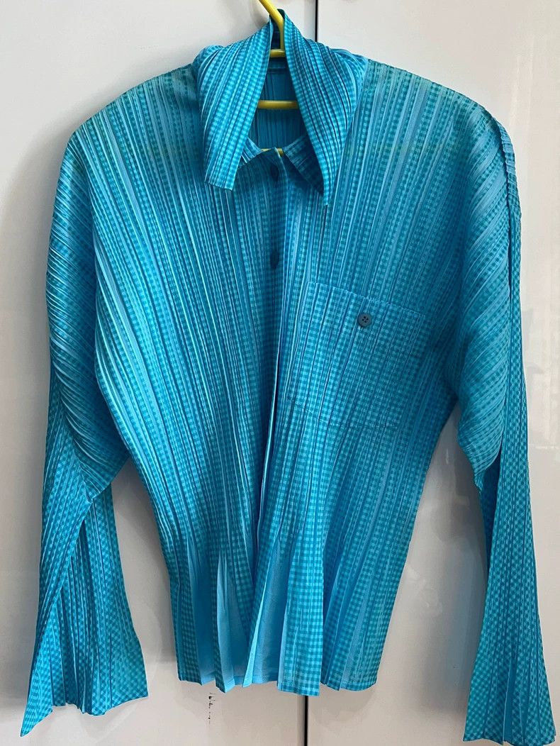 Issey Miyake Issey Miyake size:4 Blue pleated long-sleeved shirt Size L / US 10 / IT 46 - 1 Thumbnail