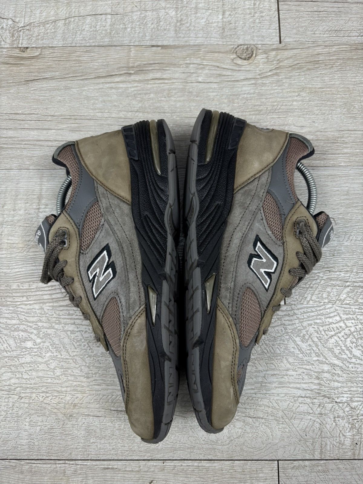 New Balance Rare 991 Made in England Khaki Sneakers Lace-Up Shoes Low-Top Trainers Size US 10 / EU 43 - 9 Thumbnail