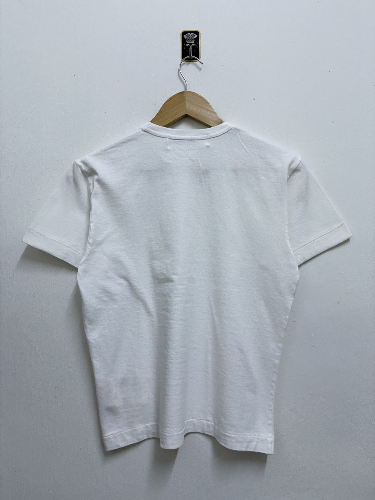 Comme des Garcons PLAY AD2024 Comme des Garcons PLAY Soft Red Heart Logo T-Shirt Size S / US 4 / IT 40 - 2 Thumbnail