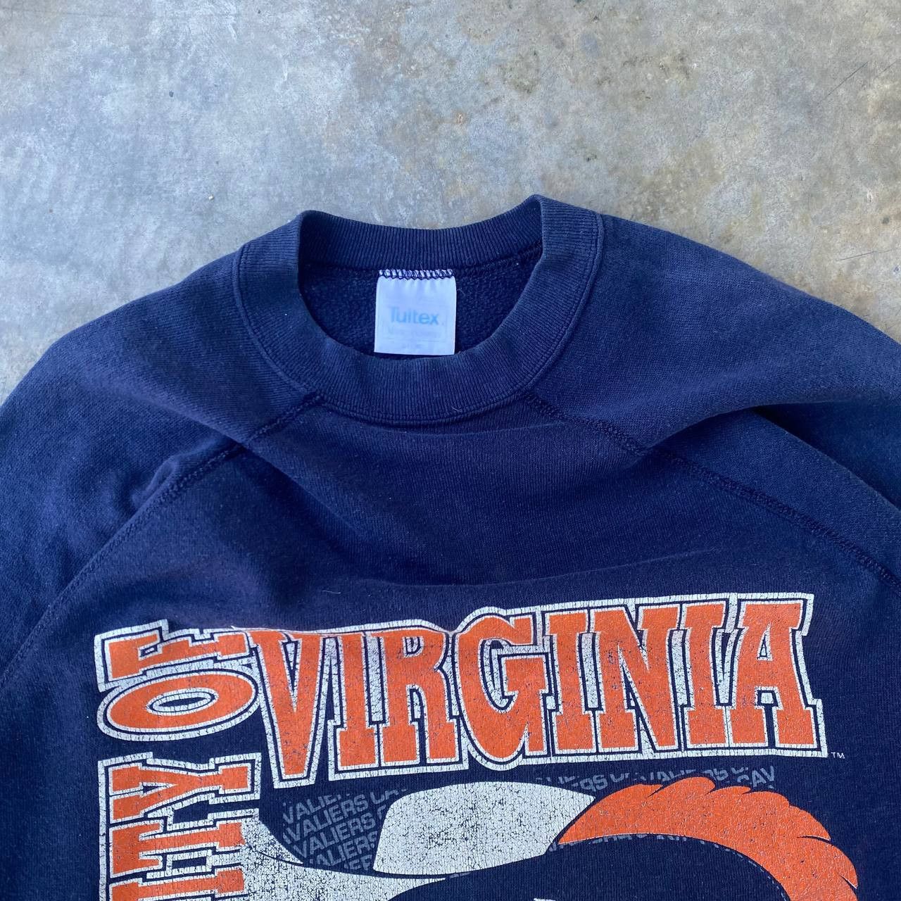 Vintage VINTAGE 80S VIRGINA UNIVERSITY CREWNECK FADED BLUE Size US XL / EU 56 / 4 - 9 Thumbnail