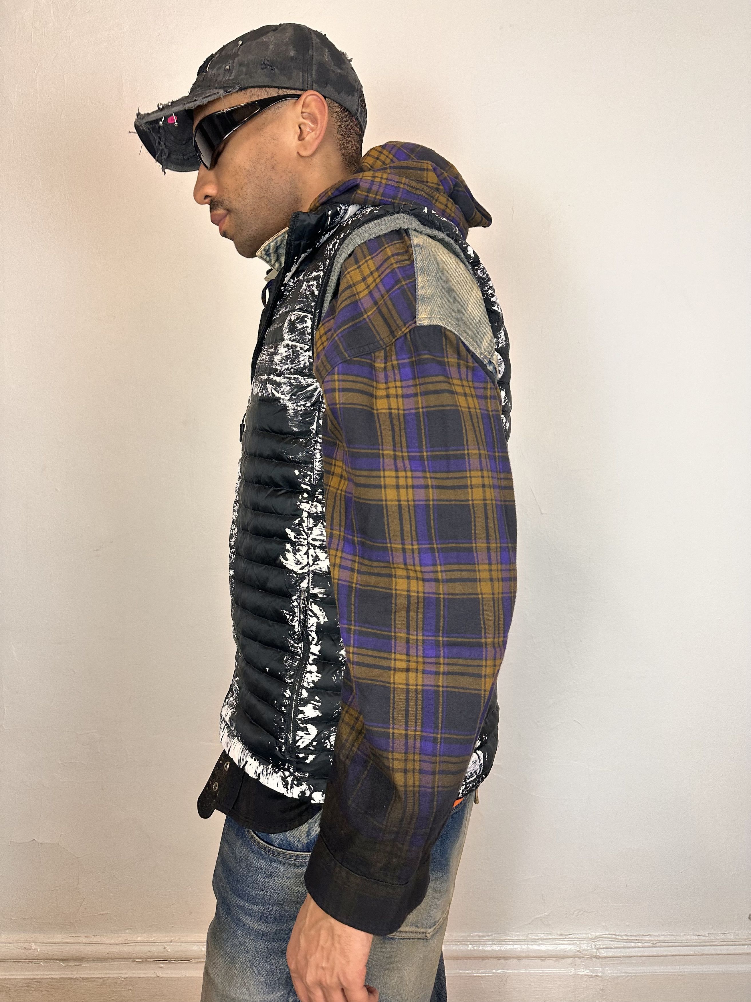 Eddie Bauer ASTROBOI* Eddie Bauer Black Painted Puffer Vest - Tall Large Size US L / EU 52-54 / 3 - 5 Thumbnail