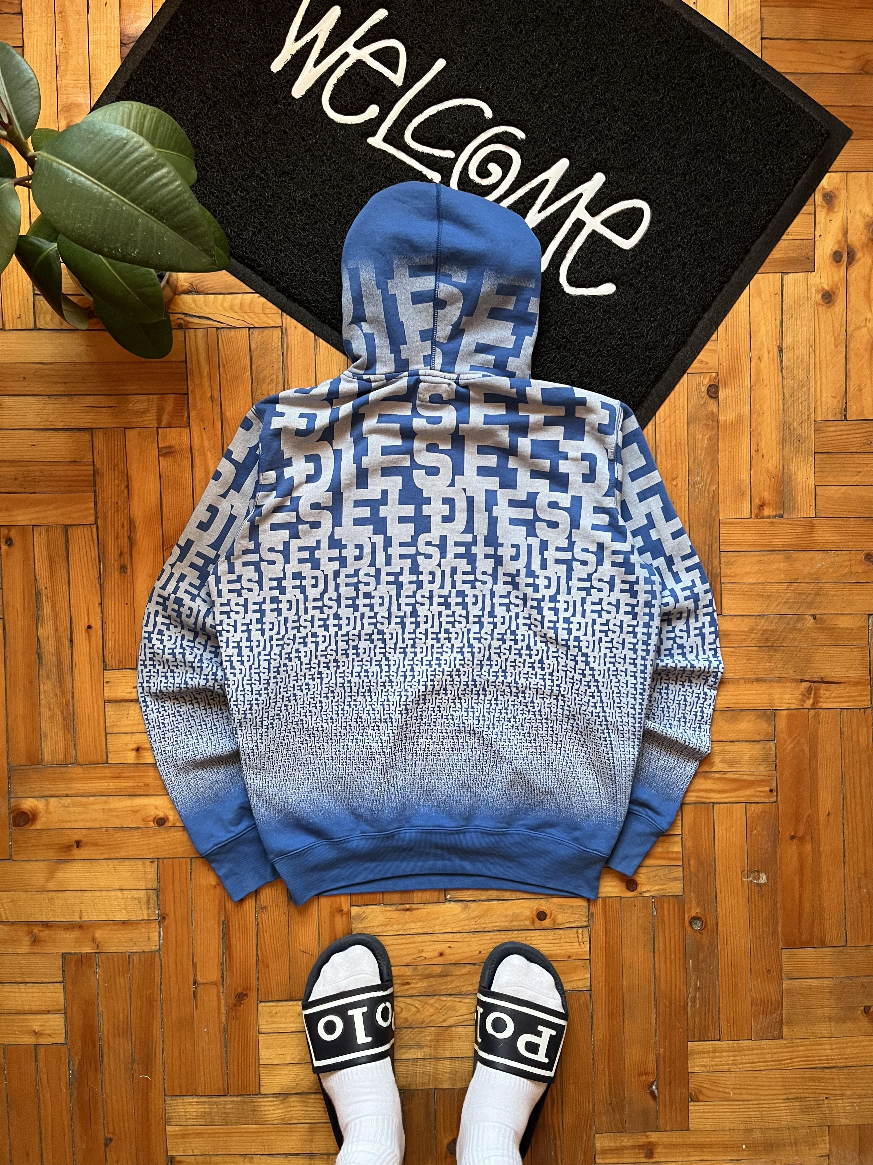 Diesel Share Vintage Diesel 90's Overprinted Big Logo Blue Hoodie Size US M / EU 48-50 / 2 - 5 Thumbnail