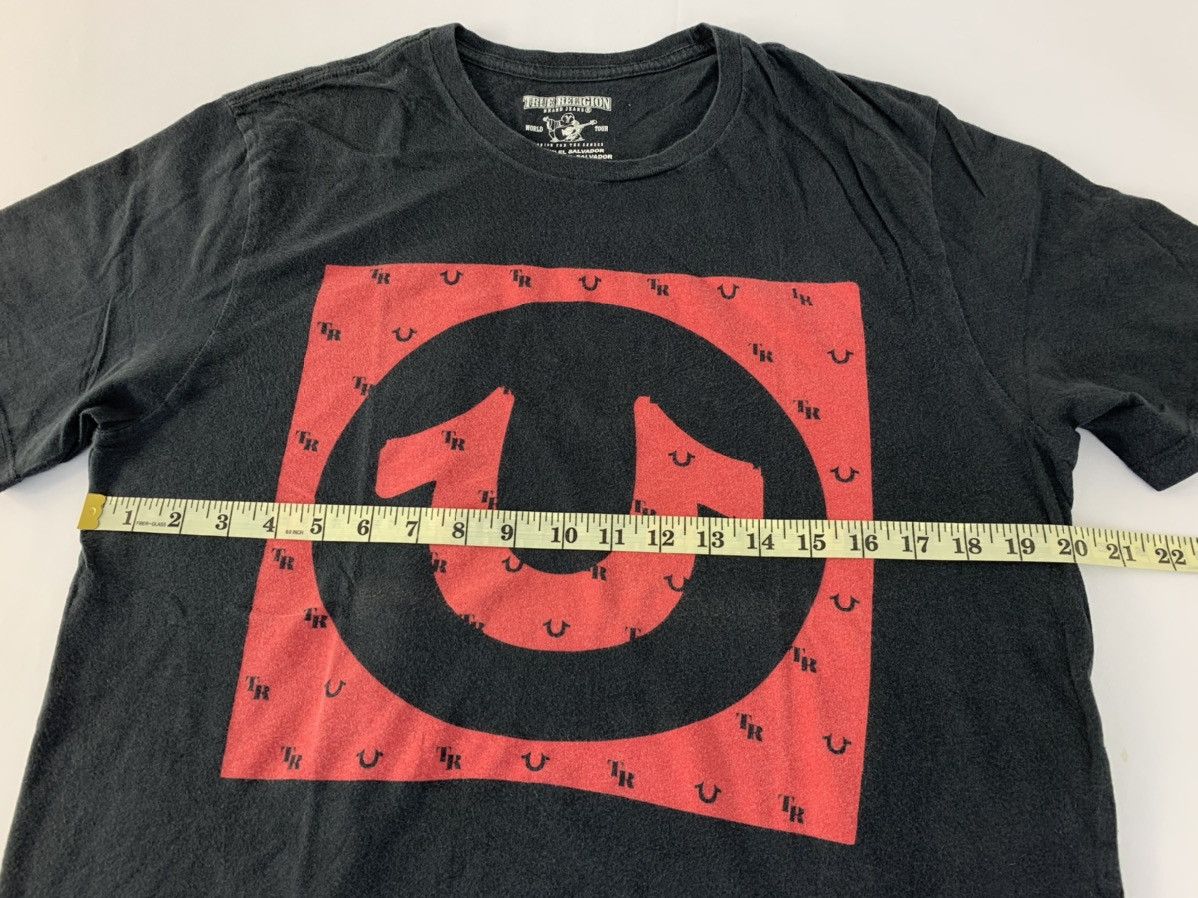Japanese Brand × True Religion True Religion TR Horseshoe Chest Logo Crewneck Big Logo Tee Size US M / EU 48-50 / 2 - 8 Thumbnail