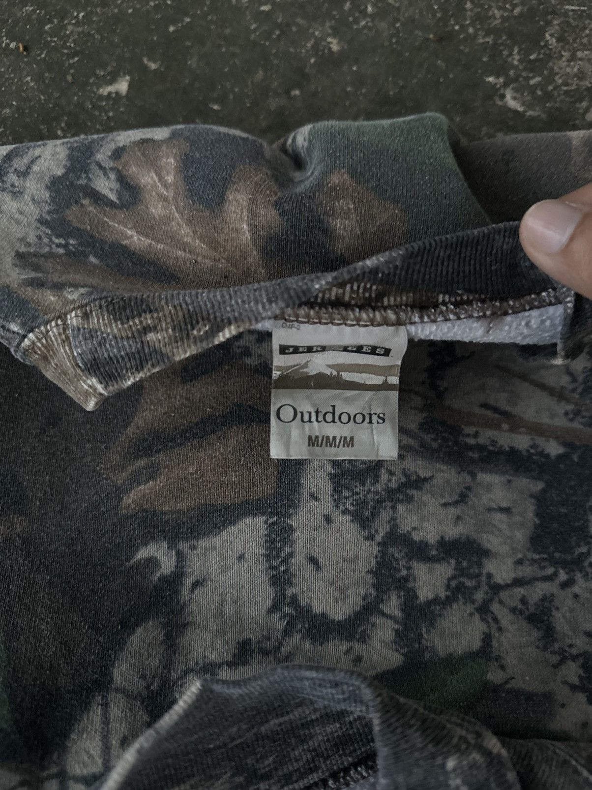 Realtree Crazy Vintage 00s Realtree Camo Crewneck Carhartt Style Size US S / EU 44-46 / 1 - 3 Thumbnail