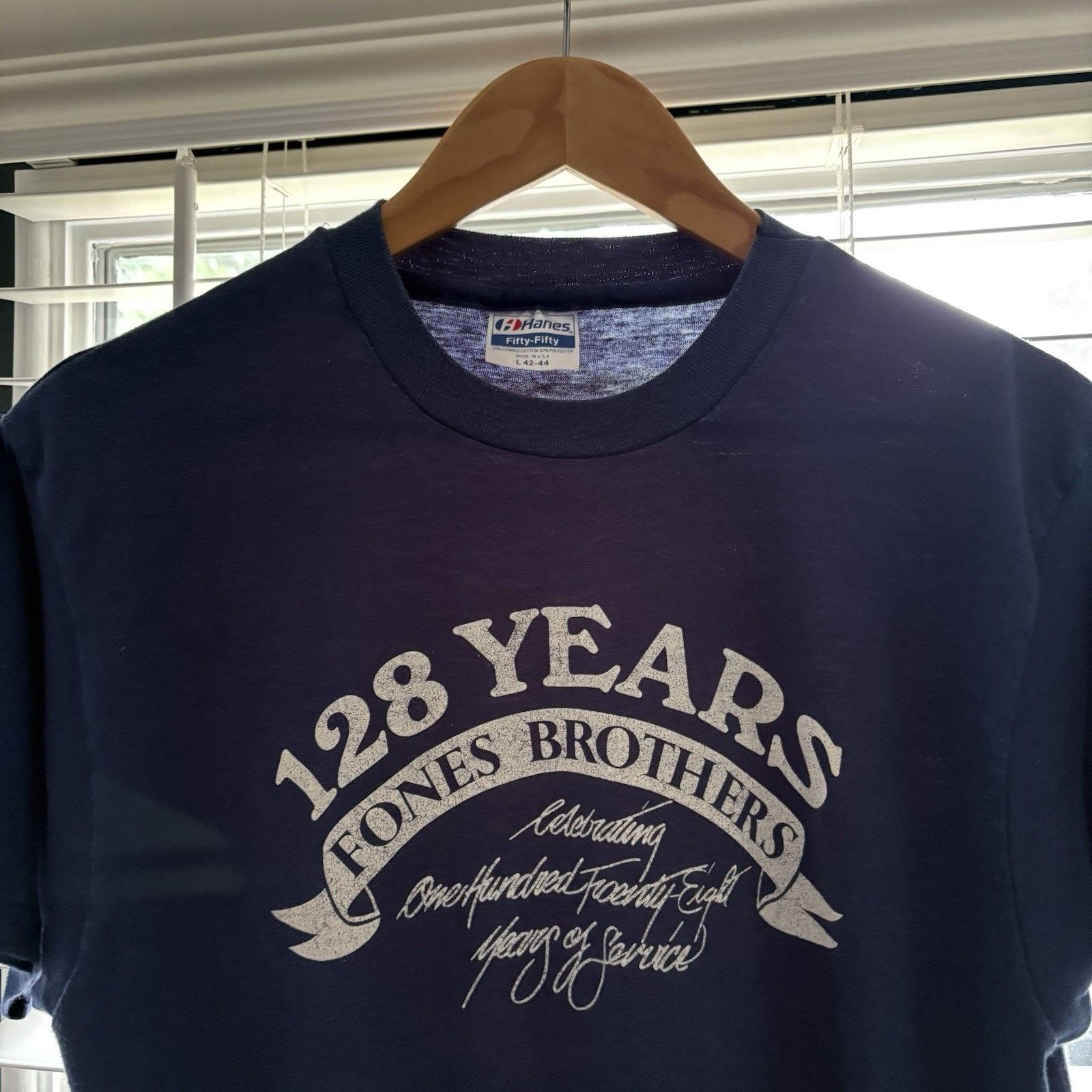 Vintage Vintage Paper Thin Blue T-Shirt Size M Blue 1980s Worn Size US M / EU 48-50 / 2 - 1 Thumbnail