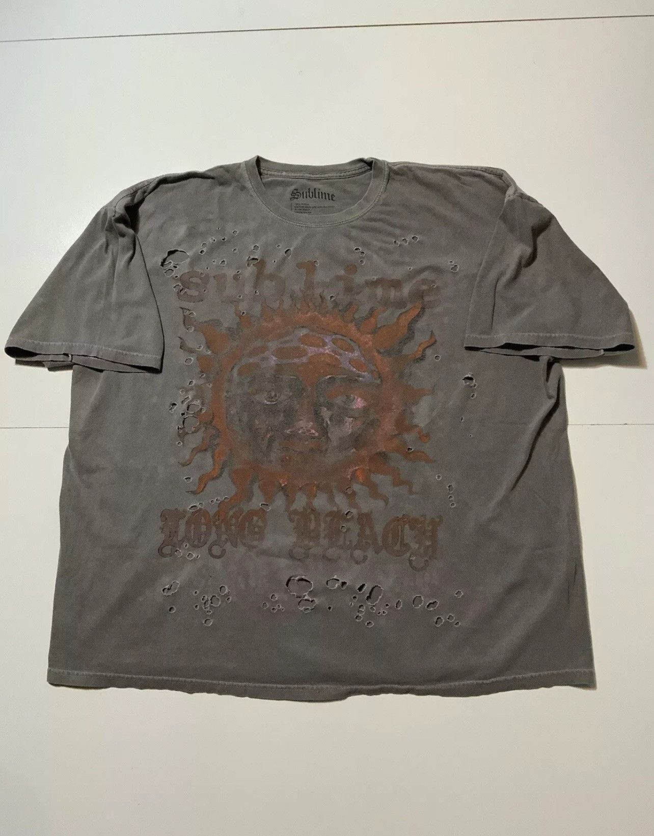 Band Tees × Sublime Sublime 2022 40oz To Freedom Sun Ska Punk Rock Band T-Shirt Size US XL / EU 56 / 4 - 1 Thumbnail