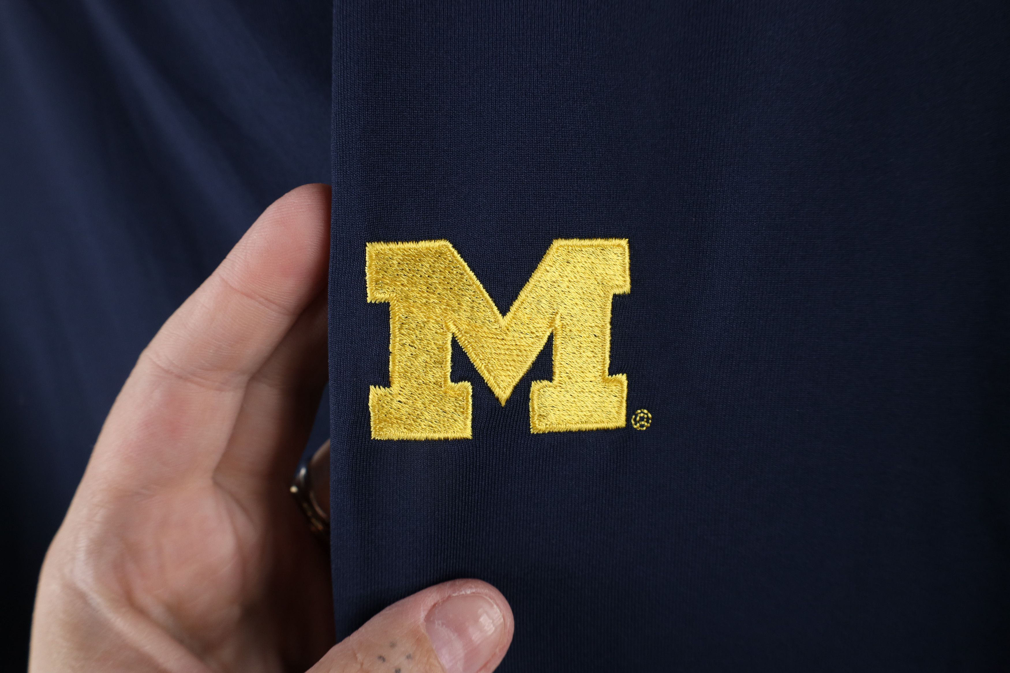 Nike × Vintage Nike Mini Swoosh University of Michigan Mock Neck T-Shirt Size US XXL / EU 58 / 5 - 5 Thumbnail