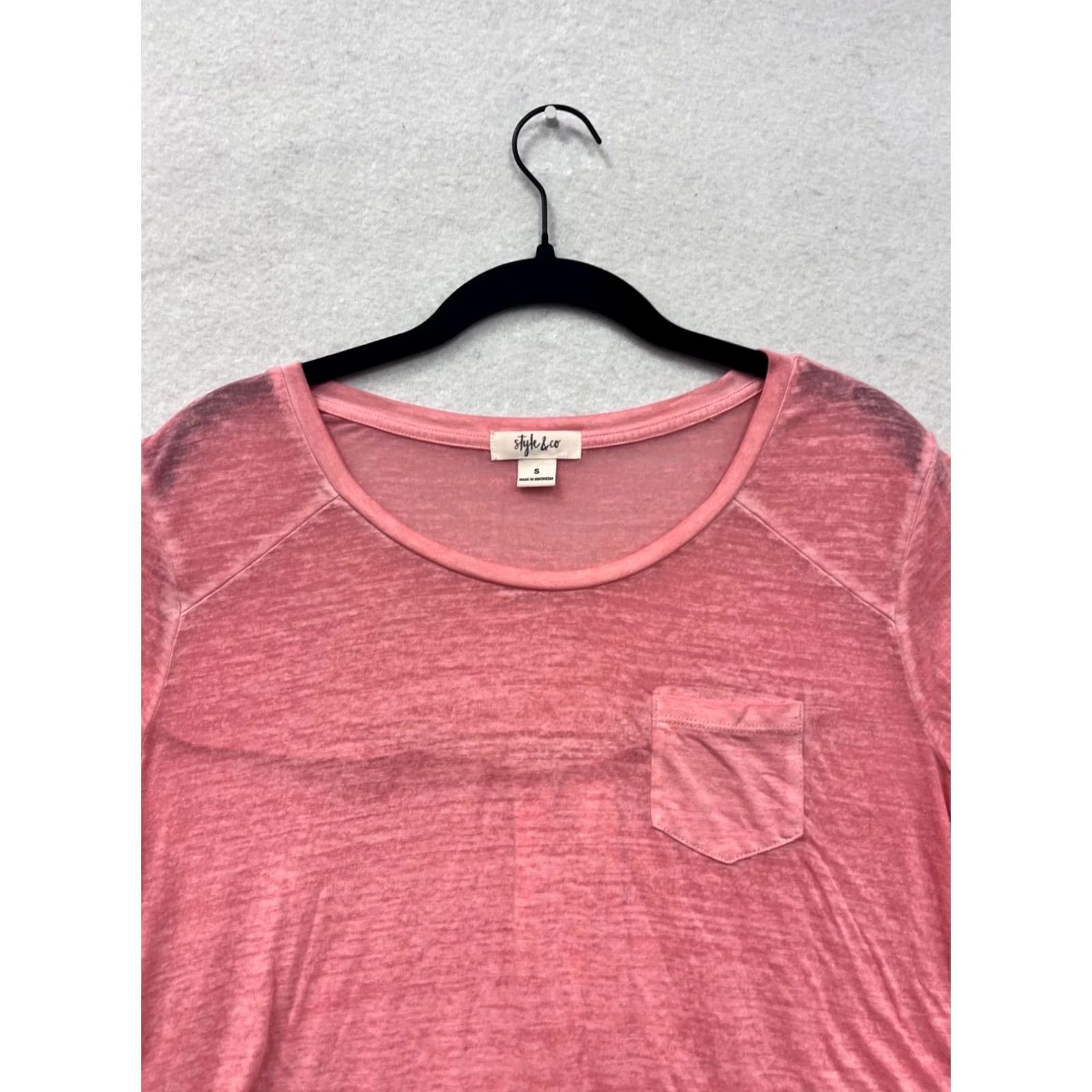 Style & Co Style & Co Shirt Womens S Pink Short Sleeve Sheer Pocket Size S / US 4 / IT 40 - 6 Thumbnail