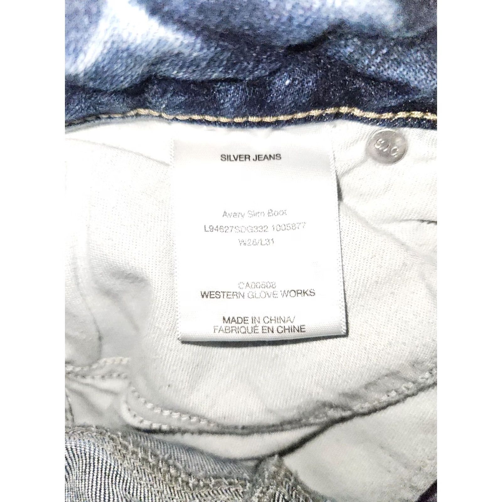 Silver Jeans Co. VINTAGE Silver Jeans Avery Slim Boot Jeans 26/31 Low Rise Blue Embroidered Size 26" / US 2 / IT 38 - 3 Thumbnail