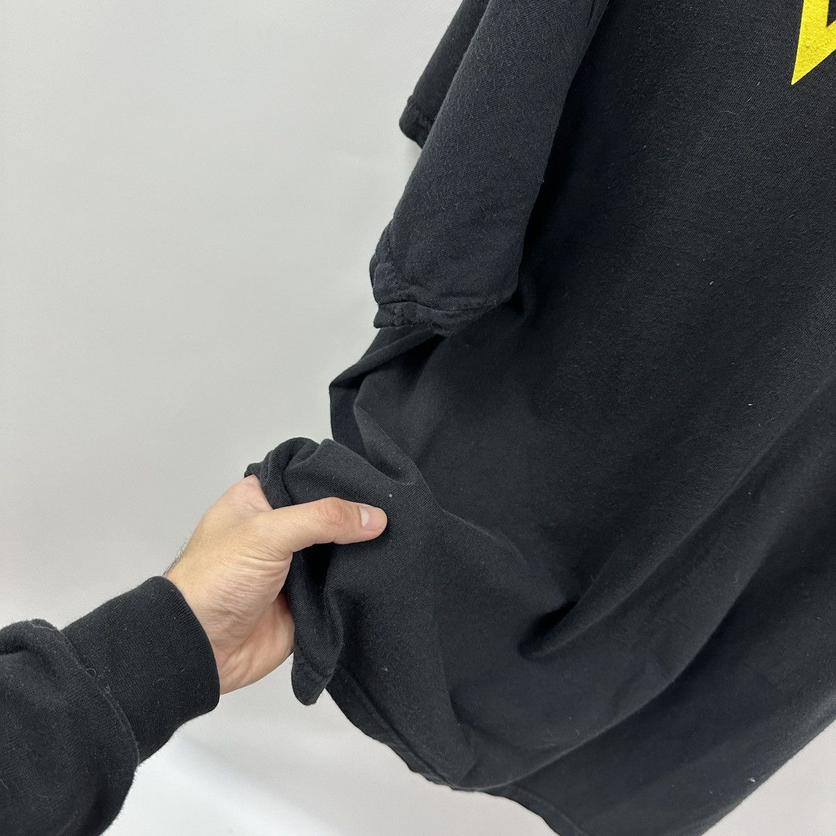 Vintage Vintage 90s Wrangler big logo tee y2k black jeans hype og Size US XL / EU 56 / 4 - 12 Thumbnail