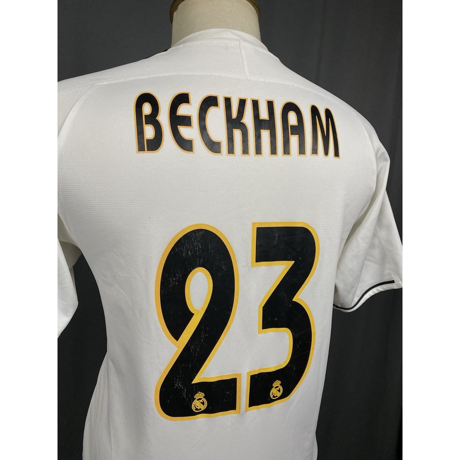 Adidas Beckham Real Madrid Adidas White 2004 Jersey Size S Size US S / EU 44-46 / 1 - 9 Thumbnail