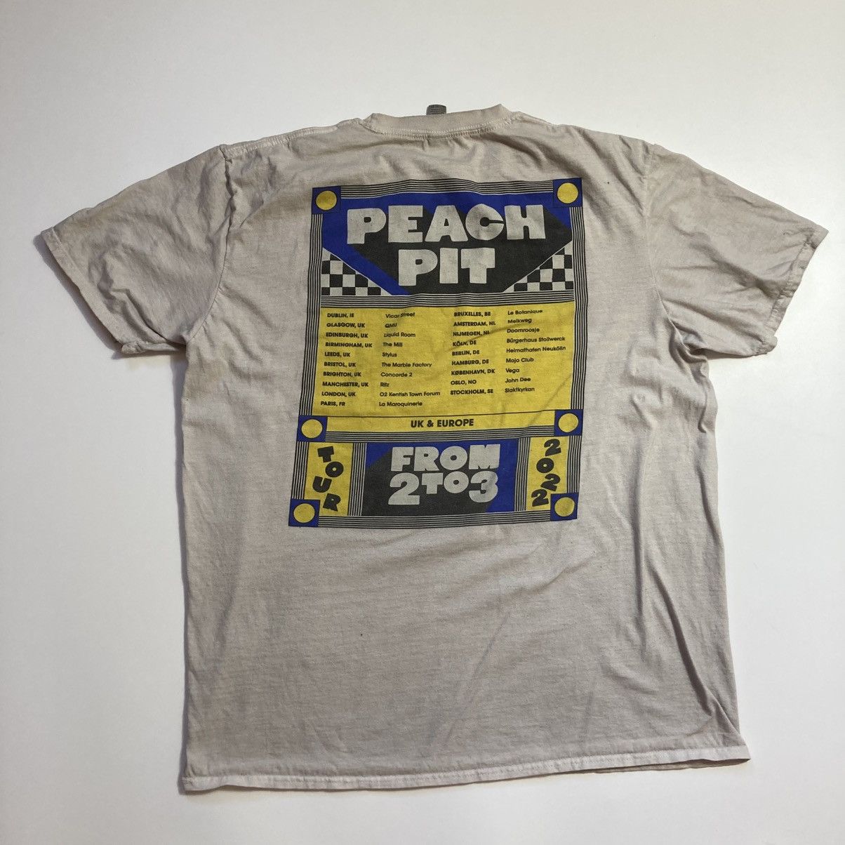 Band Tees peach pit tour indie pop surf rock band tee Size US XL / EU 56 / 4 - 1 Thumbnail