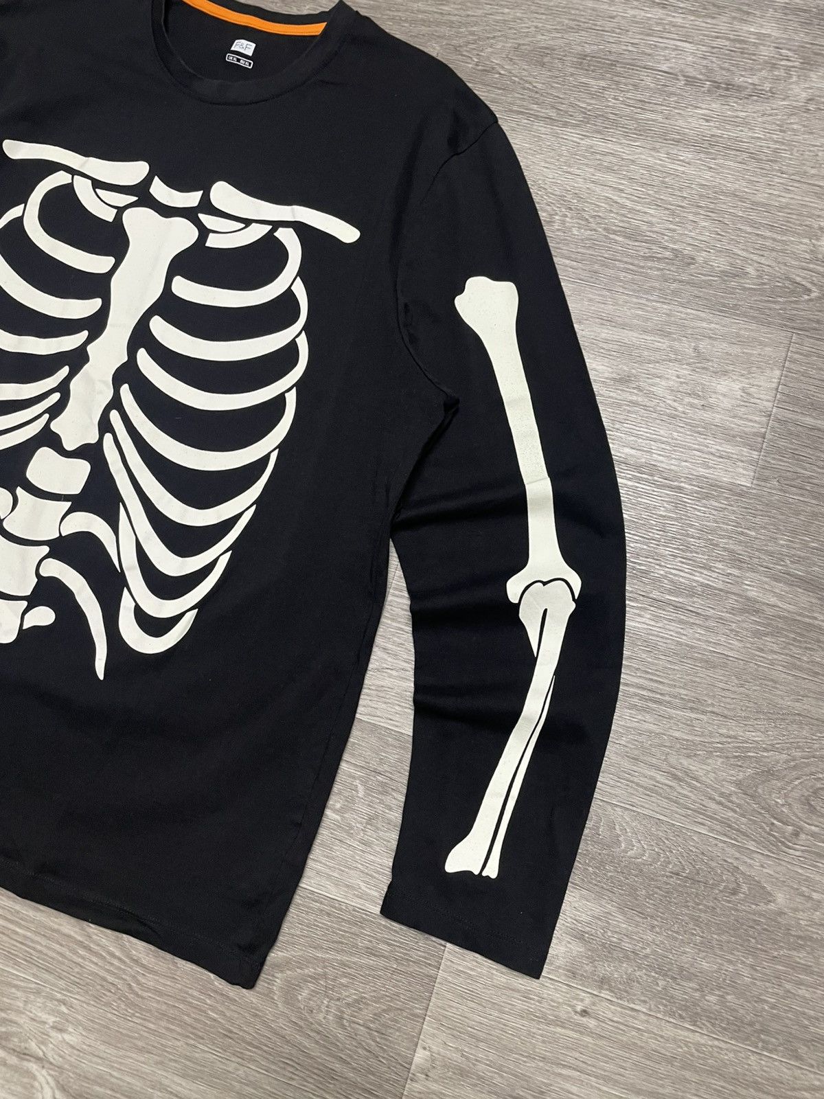 Other Skeleton Glow In The Dark Long Sleeve Halloween T-Shirt Size US XL / EU 56 / 4 - 9 Thumbnail