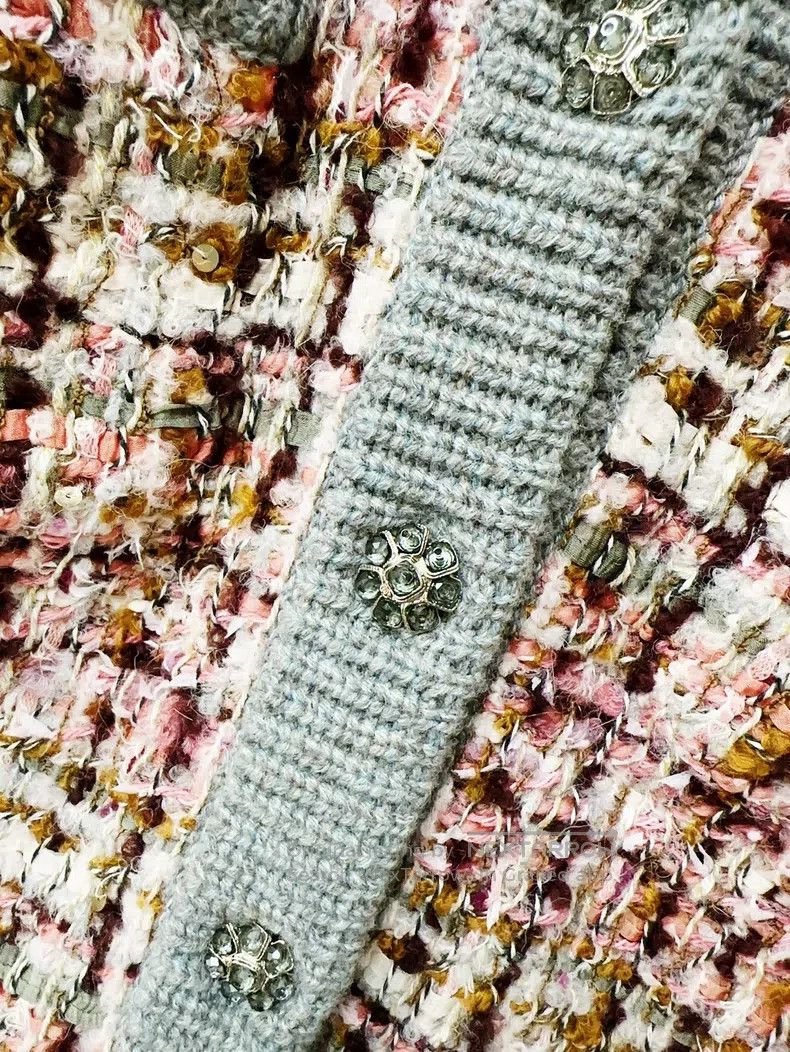 Chanel Chanel 23K gray pink brown mixed colour knitted cardigan c Size XXS / US 00 / IT 34 - 5 Thumbnail