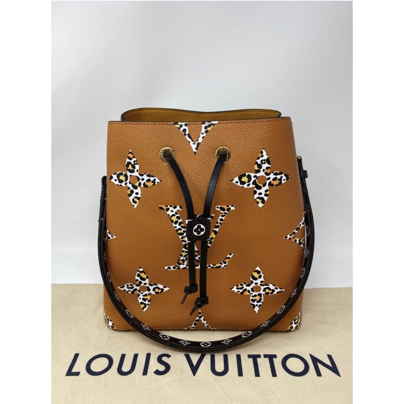 Louis Vuitton Louis Vuitton NéoNoé Neo Noe Jungle Monogram Caramel Limited Size ONE SIZE - 3 Thumbnail