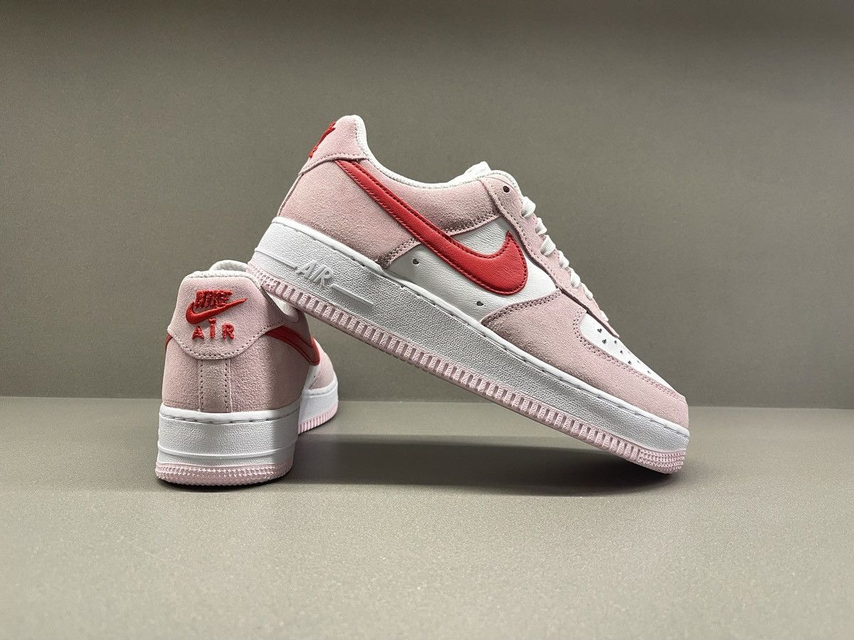 Nike Nike Air Force 1 Low ‘07 QS Valentine’s Day Love Letter Size US 8.5 / EU 41-42 - 8 Thumbnail