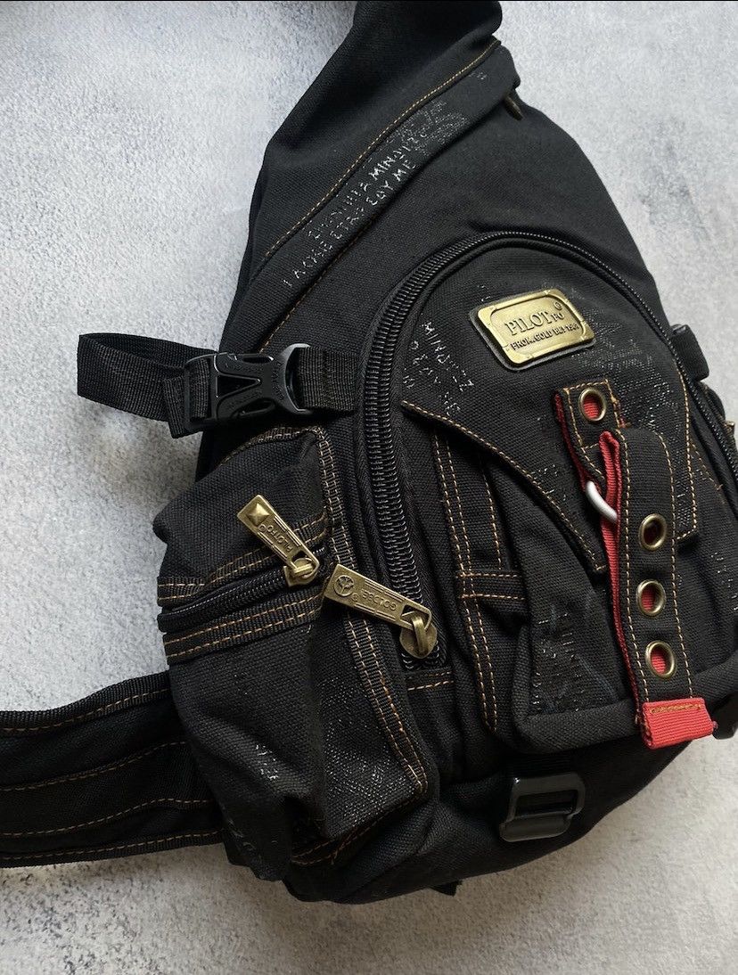 Diesel × Vintage Diesel distressed Multi Pocket y2k sling bag Size ONE SIZE - 6 Thumbnail