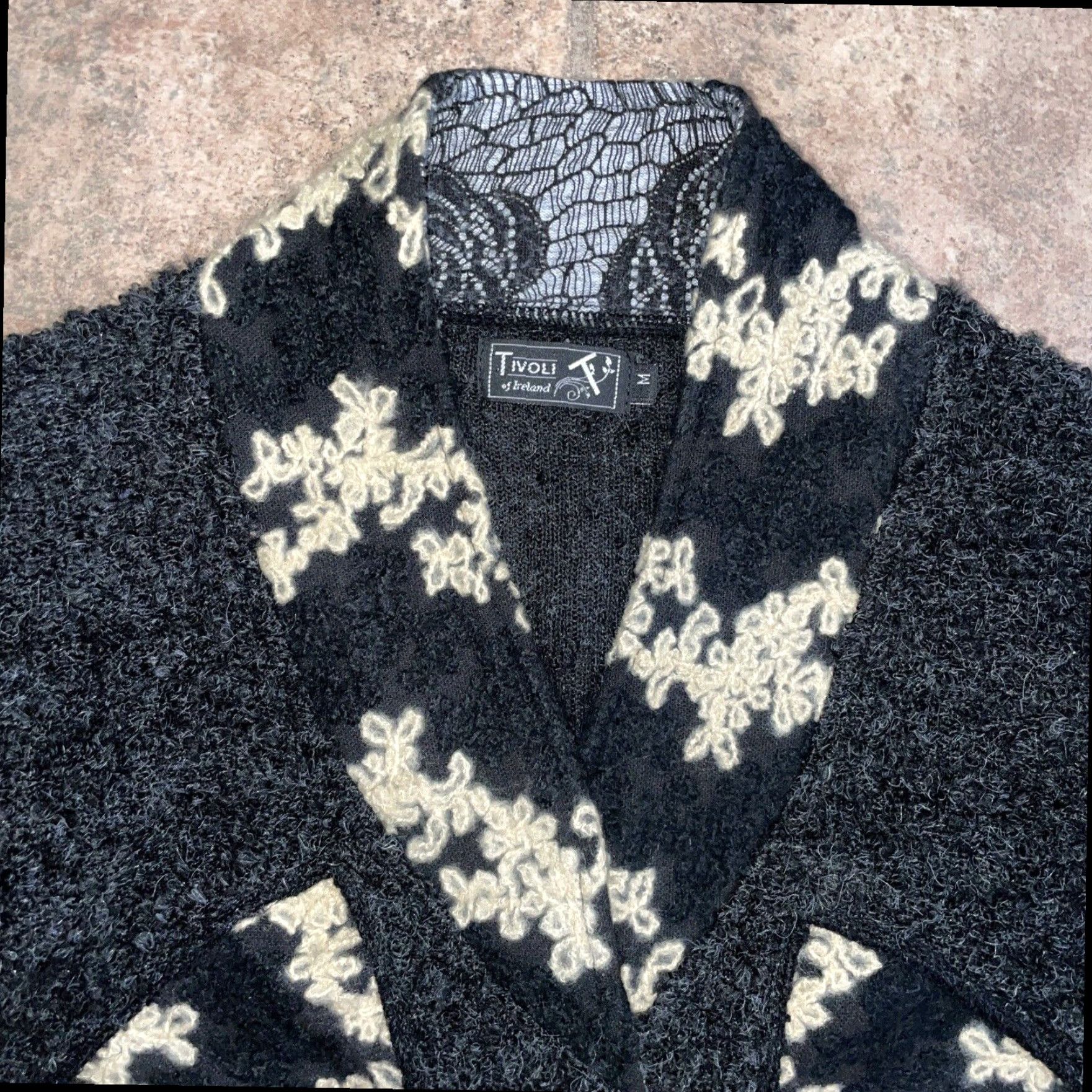 Vintage Tivoli Of Ireland Women's Black Cardigan Sweater Medium Size M / US 6-8 / IT 42-44 - 2 Thumbnail