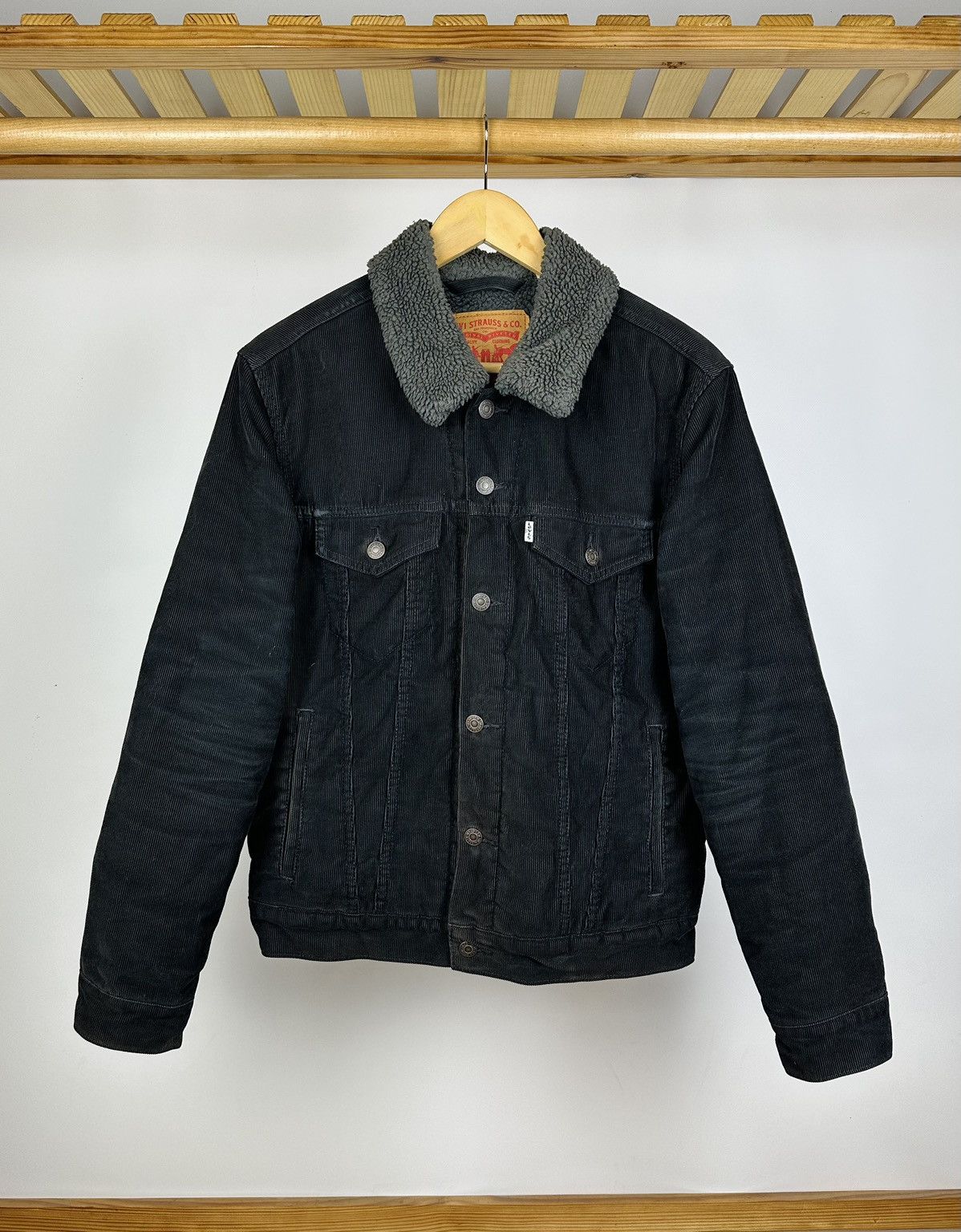 Levi's Vintage Levi’s Corduroy Sherpa Jacket Fleece Collar Size US S / EU 44-46 / 1 - 1 Thumbnail