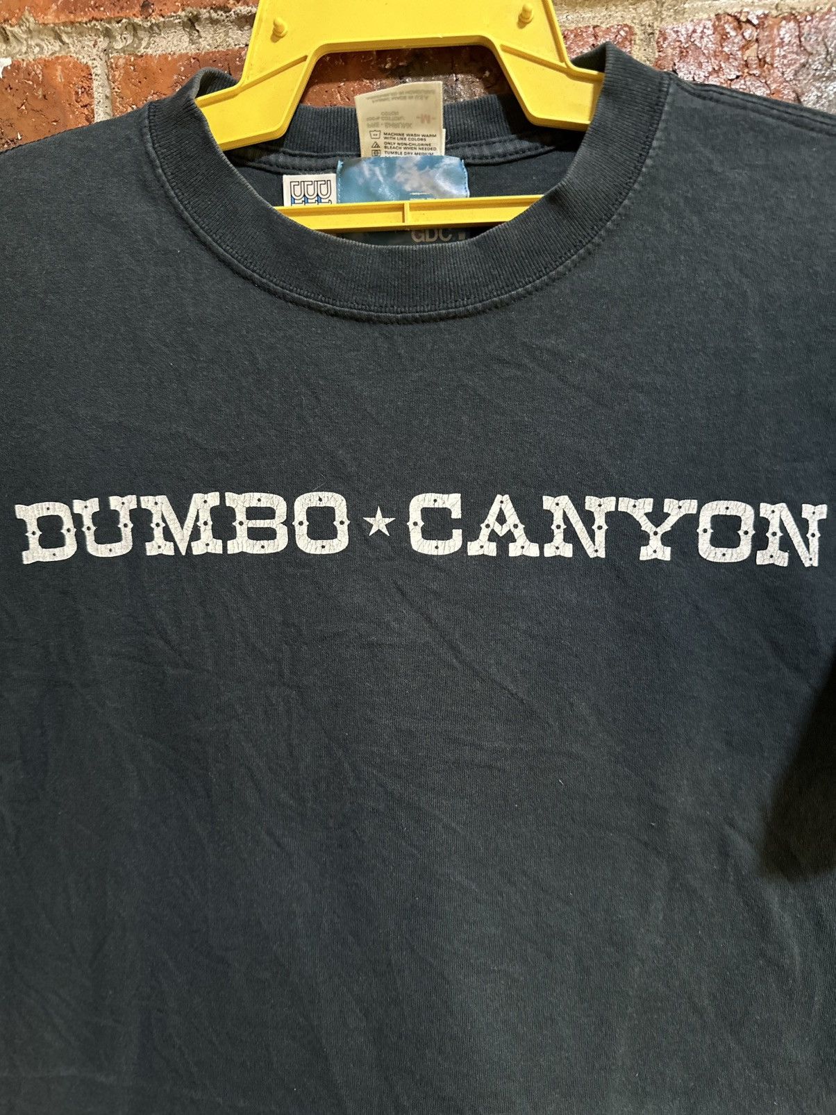 Disney × Vintage Vintage Dumbo Canyon Faded Tee Size US M / EU 48-50 / 2 - 2 Thumbnail