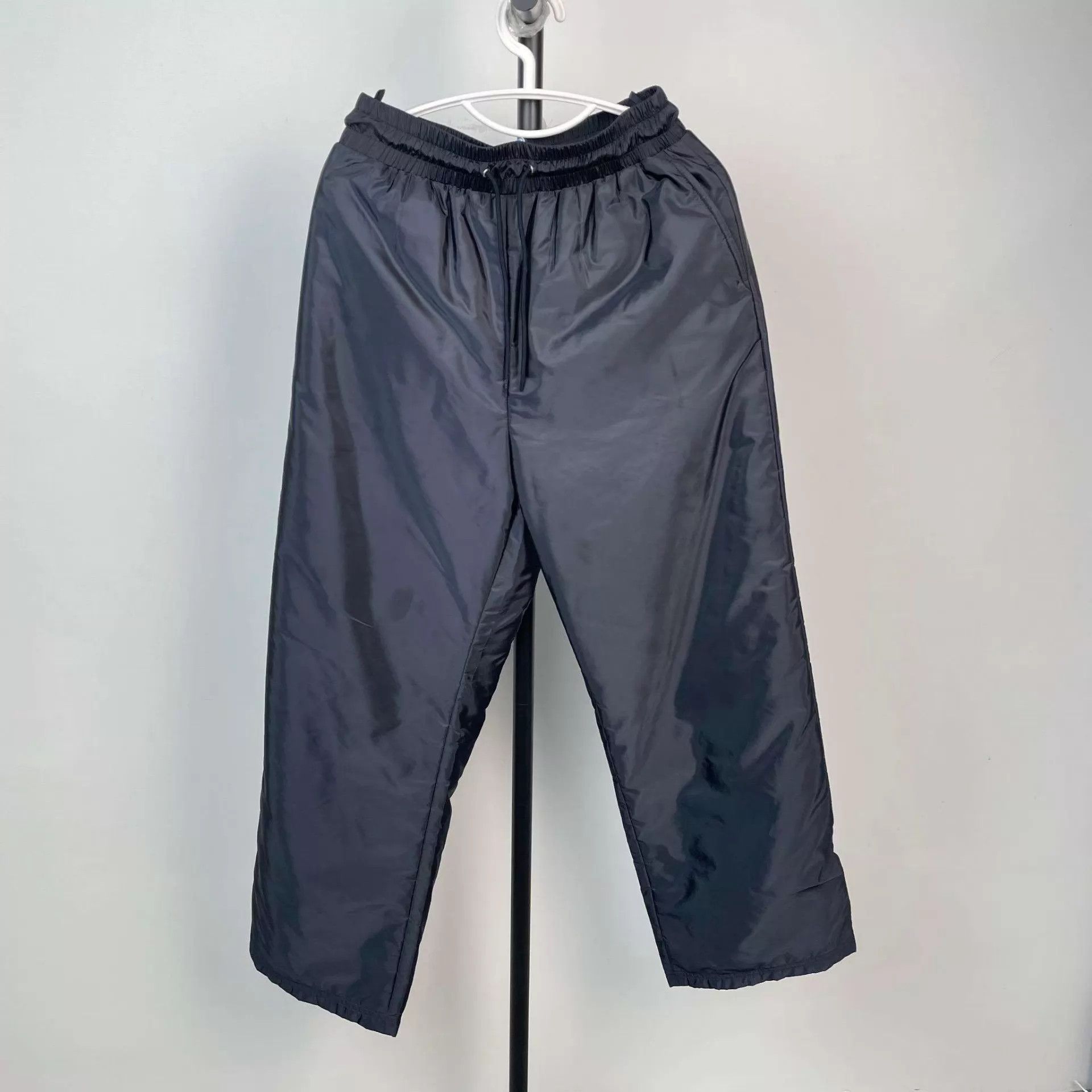Prada Prada Nylon Down Casual Pants 36 Size US 36 / EU 52 - 1 Thumbnail