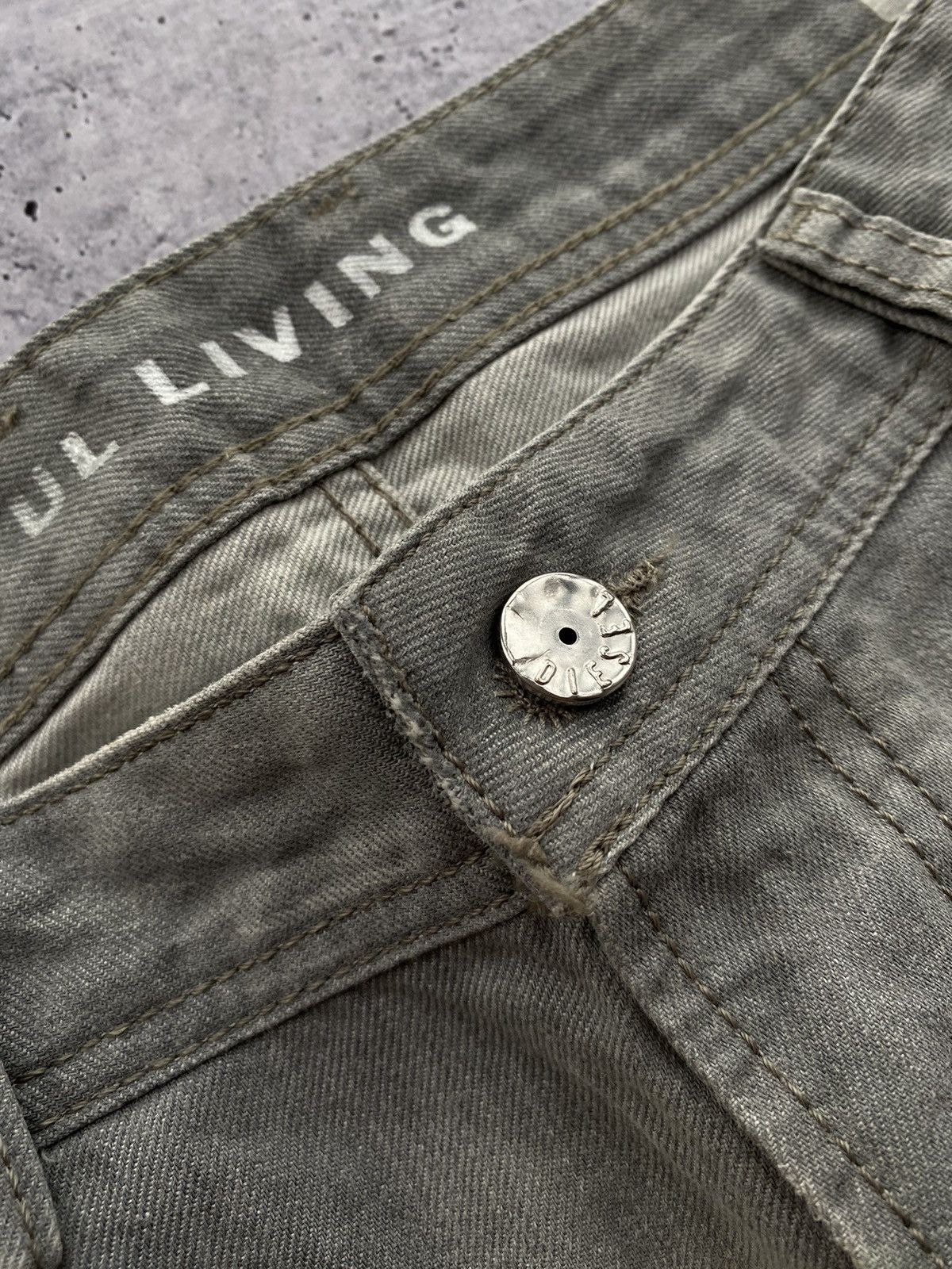 Diesel × Diesel Black Gold Diesel industry krooley Regular slim carrot jeans italy Size US 32 / EU 48 - 12 Thumbnail