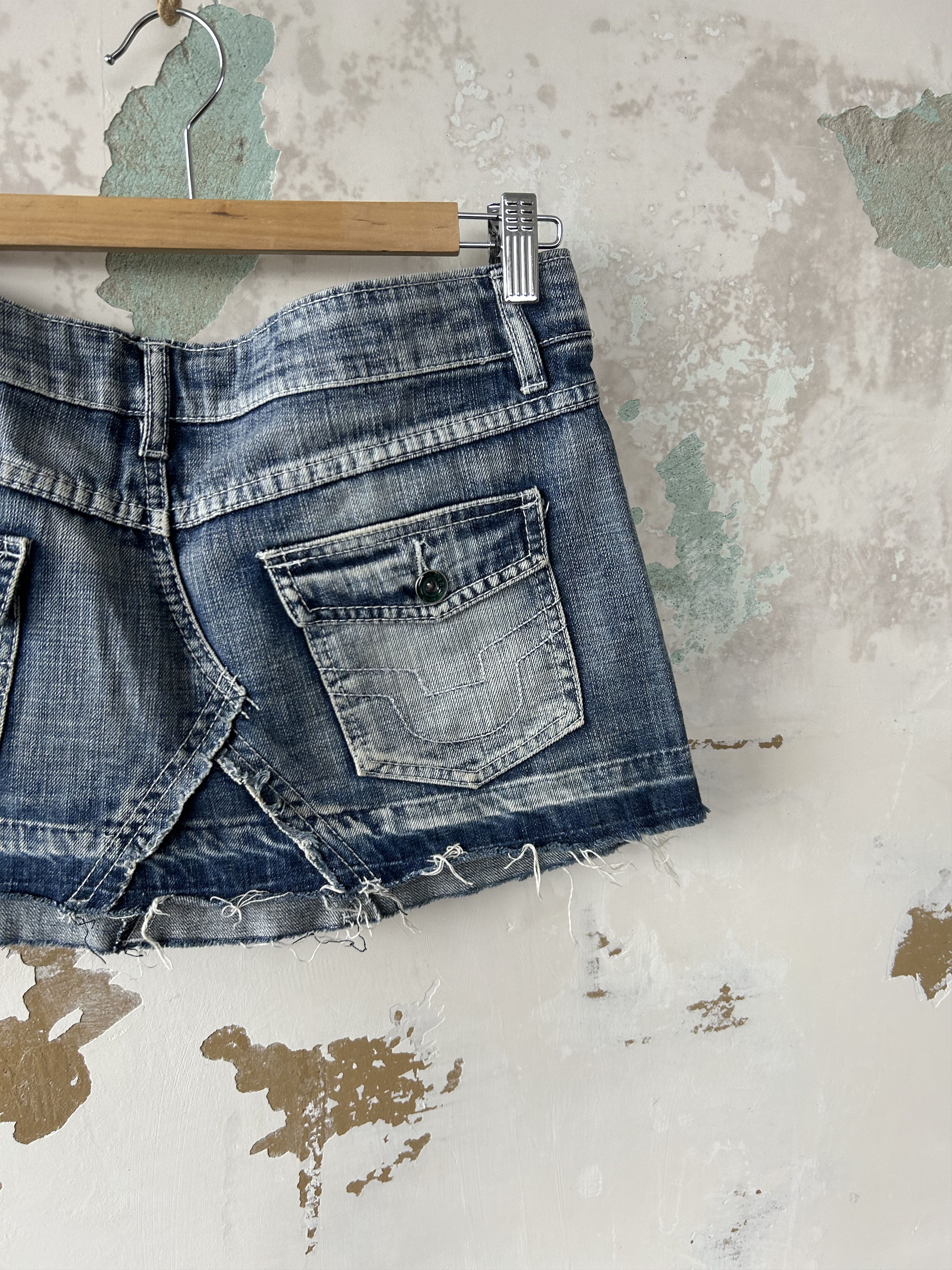 Japanese Brand Vintage dirty denim mini skirt Japanese style Size 28" / US 6 / IT 42 - 5 Thumbnail