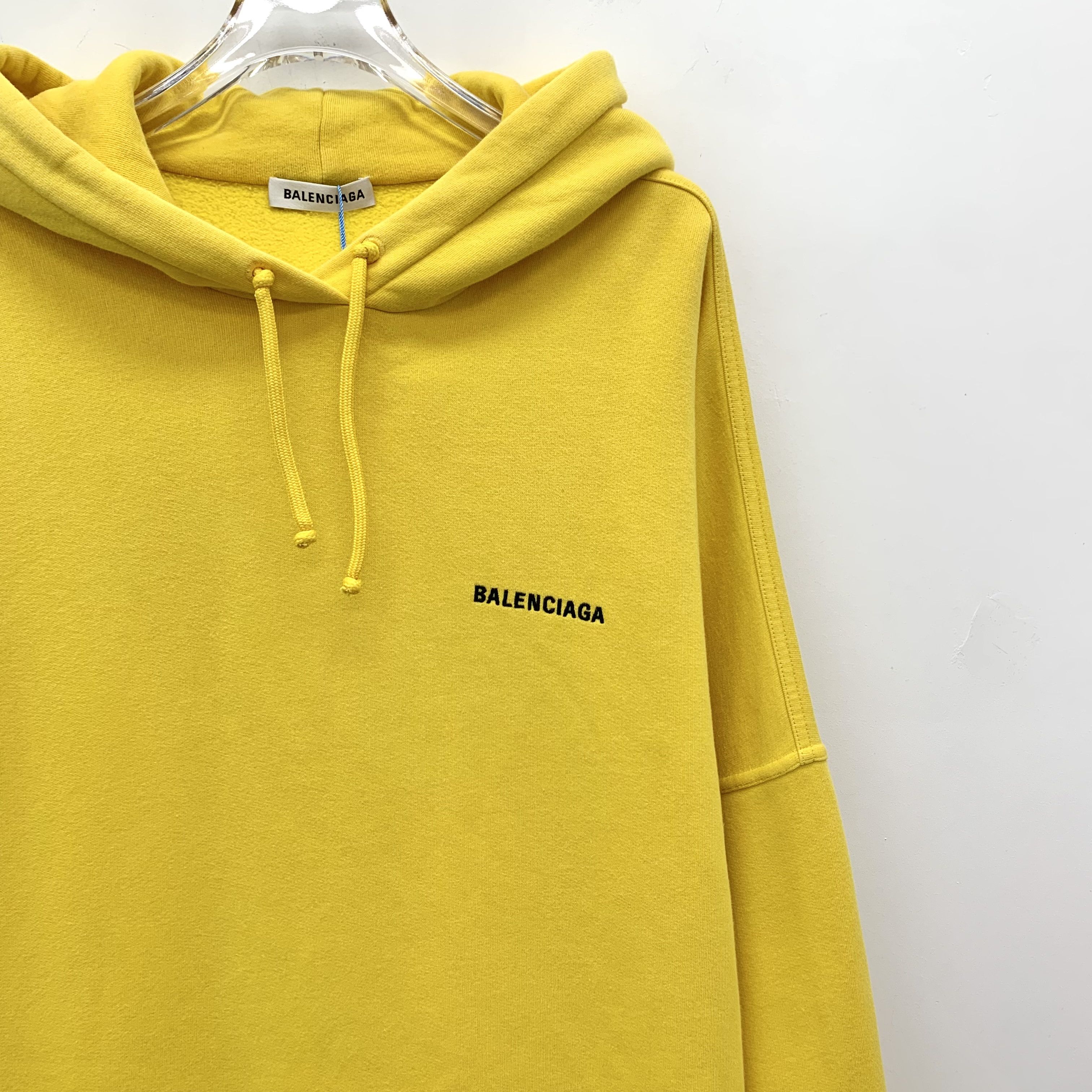 Balenciaga Balenciaga Logo Hoodie Yellow (XS) Size US XS / EU 42 / 0 - 9 Thumbnail