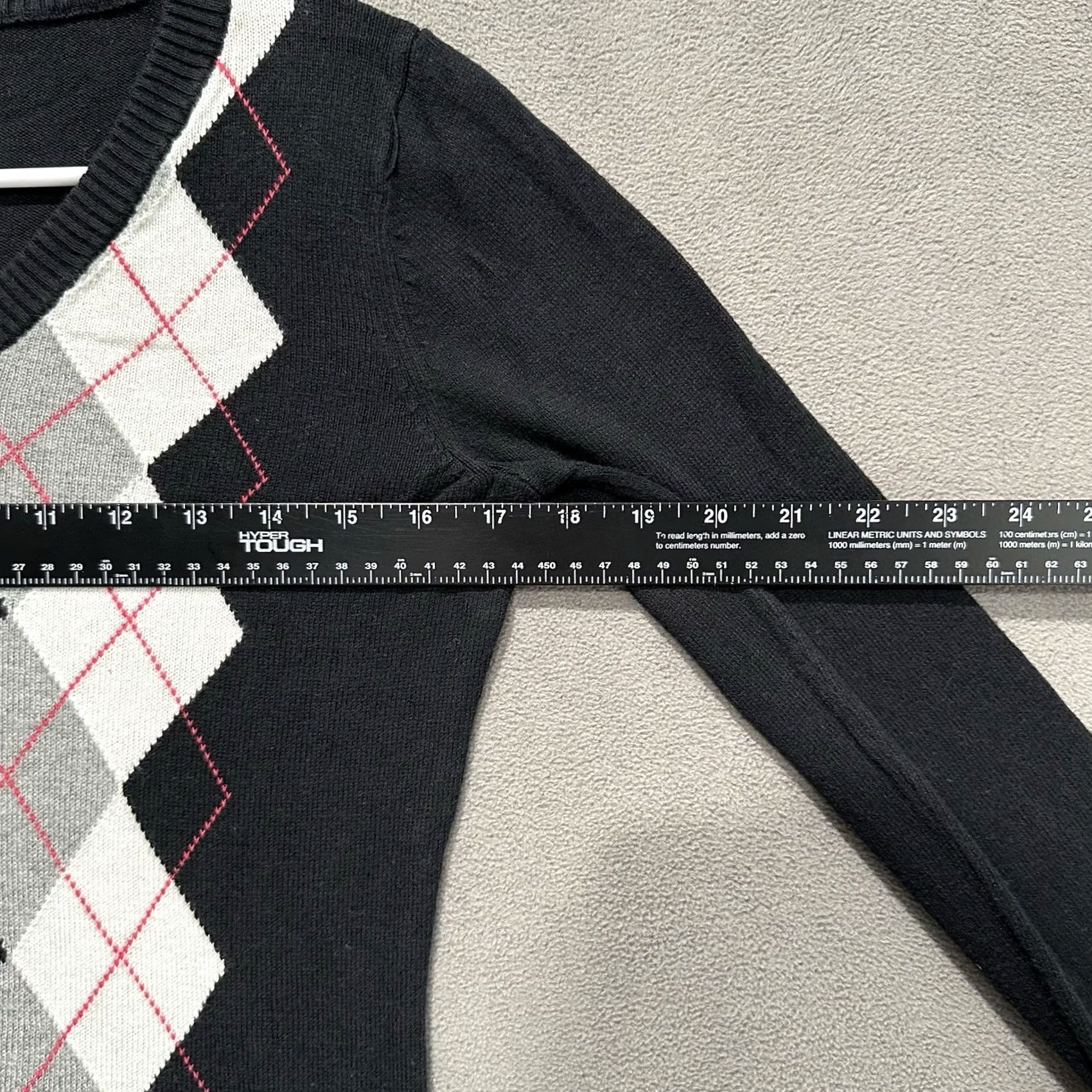 Merona Merona Sweater Women Small Black Argyle Diamond Print V-Neck Pullover GUC White Pink Colorful Fall Winter Casual Size S / US 4 / IT 40 - 7 Thumbnail