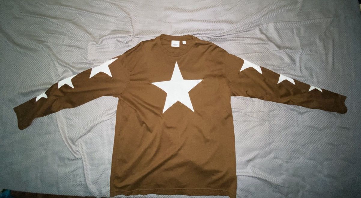 Burberry Burberry long-sleeve star motif cotton oversized top Size US M / EU 48-50 / 2 - 1 Thumbnail