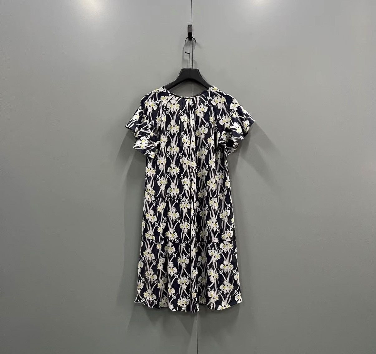 DOROTHEE SCHUMACHER Dorothee Schumacher Floral Dress J41 Size XS / US 0-2 / IT 36-38 - 3 Thumbnail