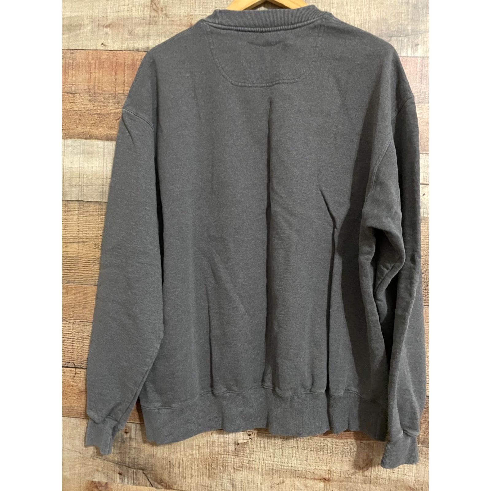 Champion VINTAGE Champion ECO Embroidered Logo Gray Crewneck Sweatshirt XL Unisex Adults Regular Sweatshirt 80s 90s College Sports Logo Gym & Training Size US XL / EU 56 / 4 - 2 Thumbnail