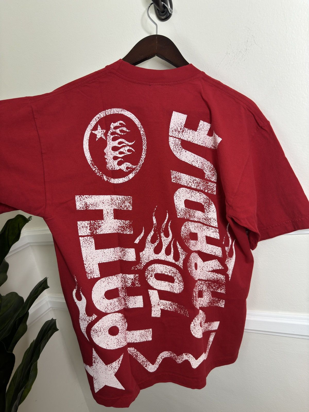 HELLSTAR Hellstar Studios Jesus Emblem Tee Red Size US M / EU 48-50 / 2 - 7 Thumbnail