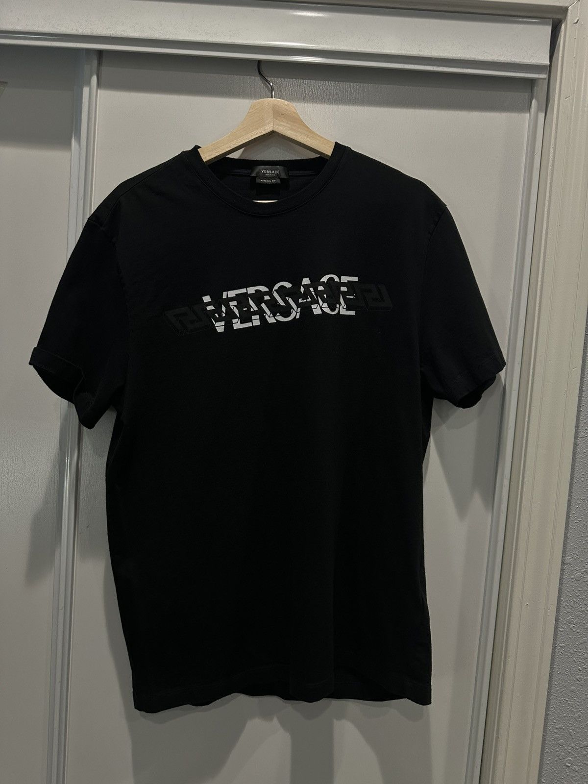 Tシャツ・カットソー VERSACE Men T Shirts 78GAHE07CJ00E 003 WHITE Versace VERSACE Men T-Shirts 78GAHE07CJ00E 003 WHITE | Grailed