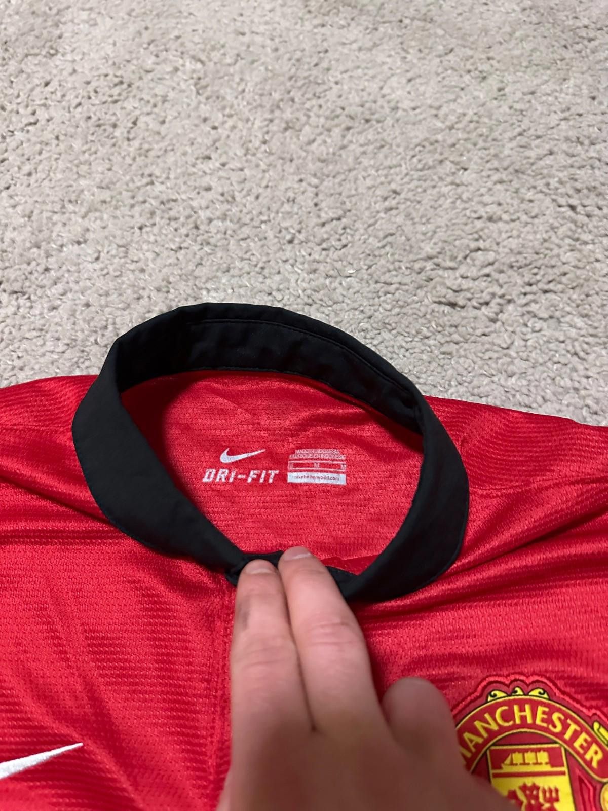 Nike Manchester United 2013/14 Home Football Shirt Soccer Jersey Size US M / EU 48-50 / 2 - 5 Thumbnail