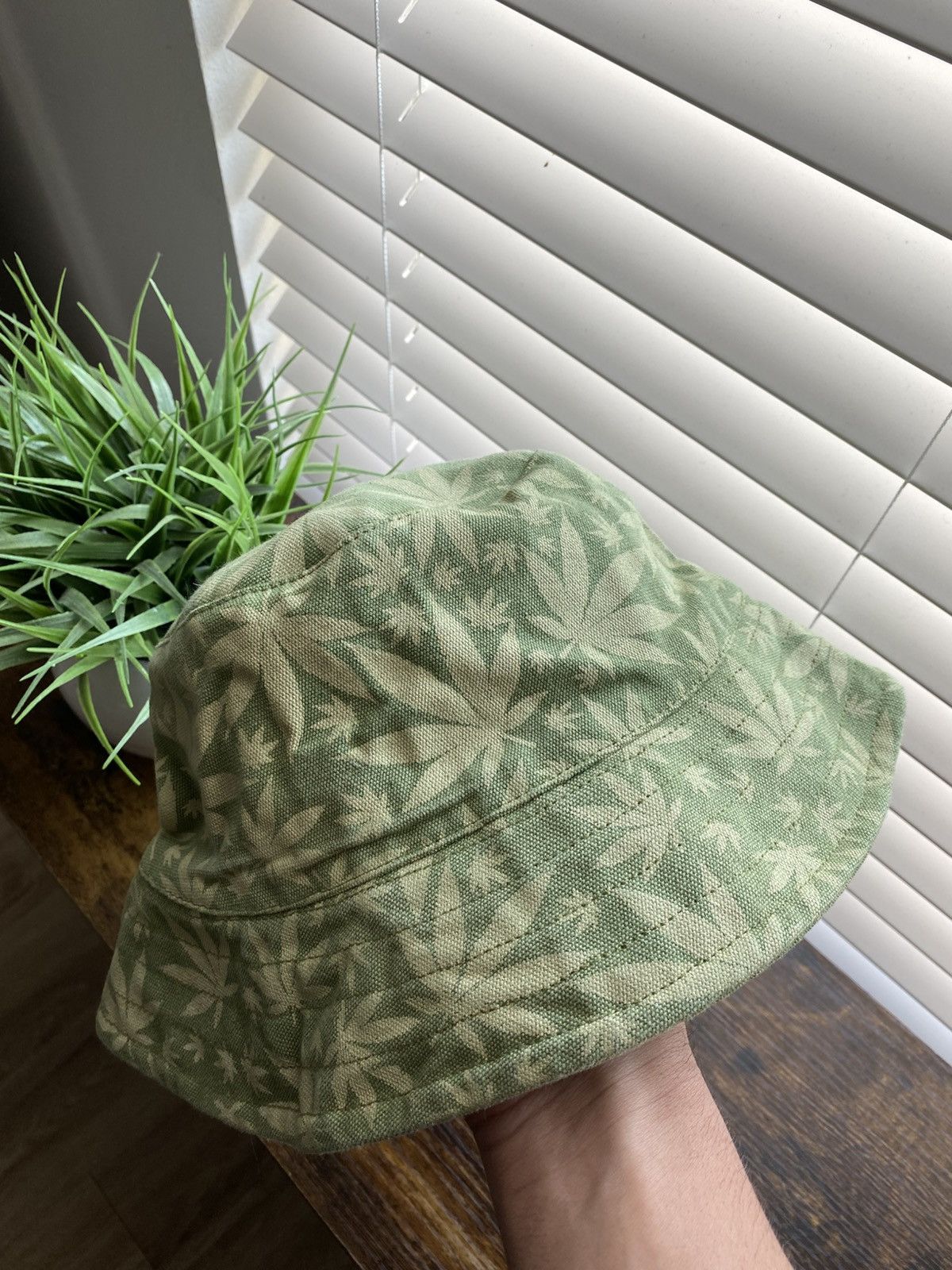 Vintage Y2K Weed Bucket Hat Size ONE SIZE - 1 Thumbnail