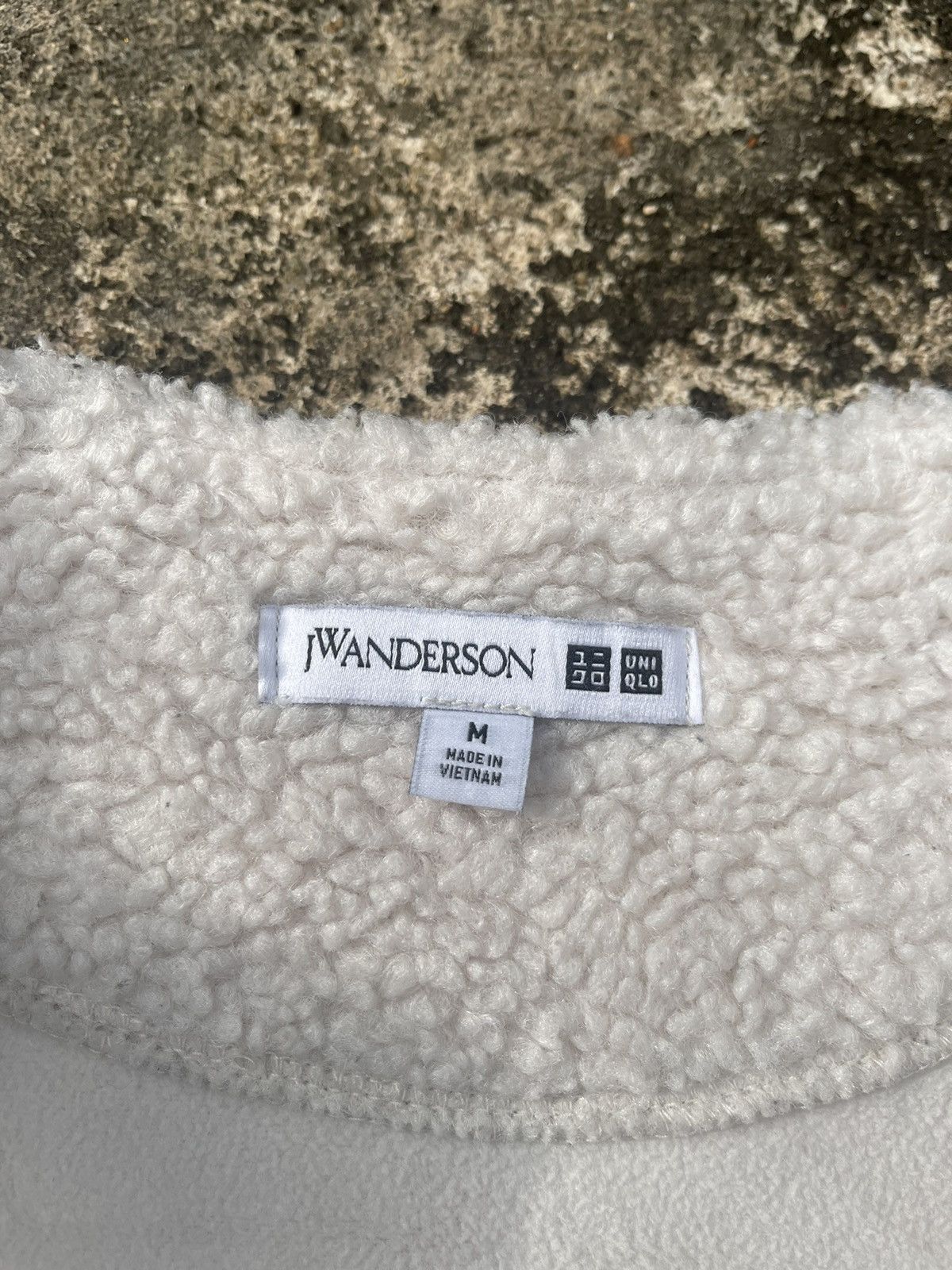 JW Anderson × Uniqlo JW Anderson x Uniqlo White Fleece Belted Coat M Size US M / EU 48-50 / 2 - 18 Thumbnail