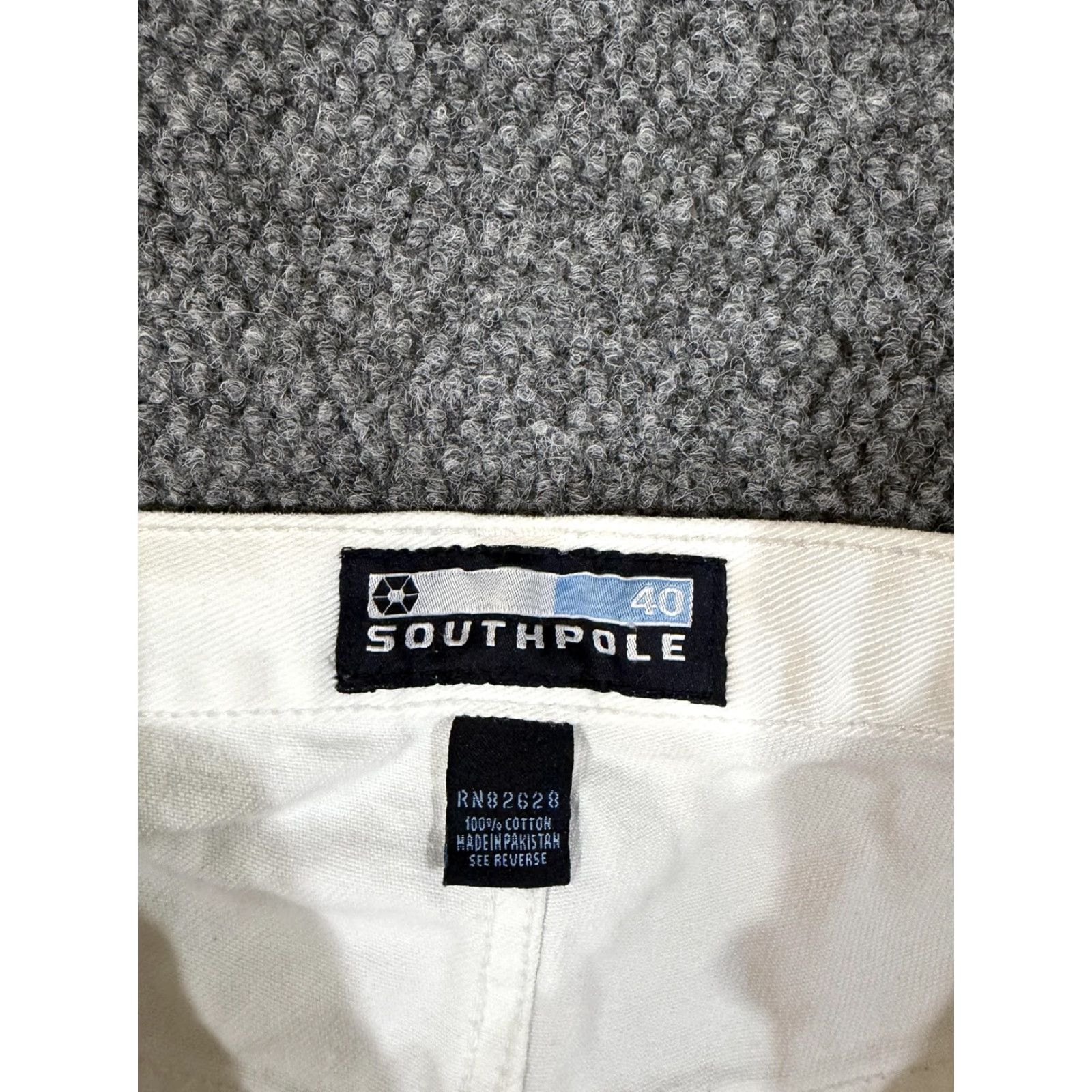Southpole Southpole Shorts Mens 40 White Denim Relaxed Fit Bermuda 5 Pocket Logo Casual Size US 40 / EU 56 - 6 Thumbnail