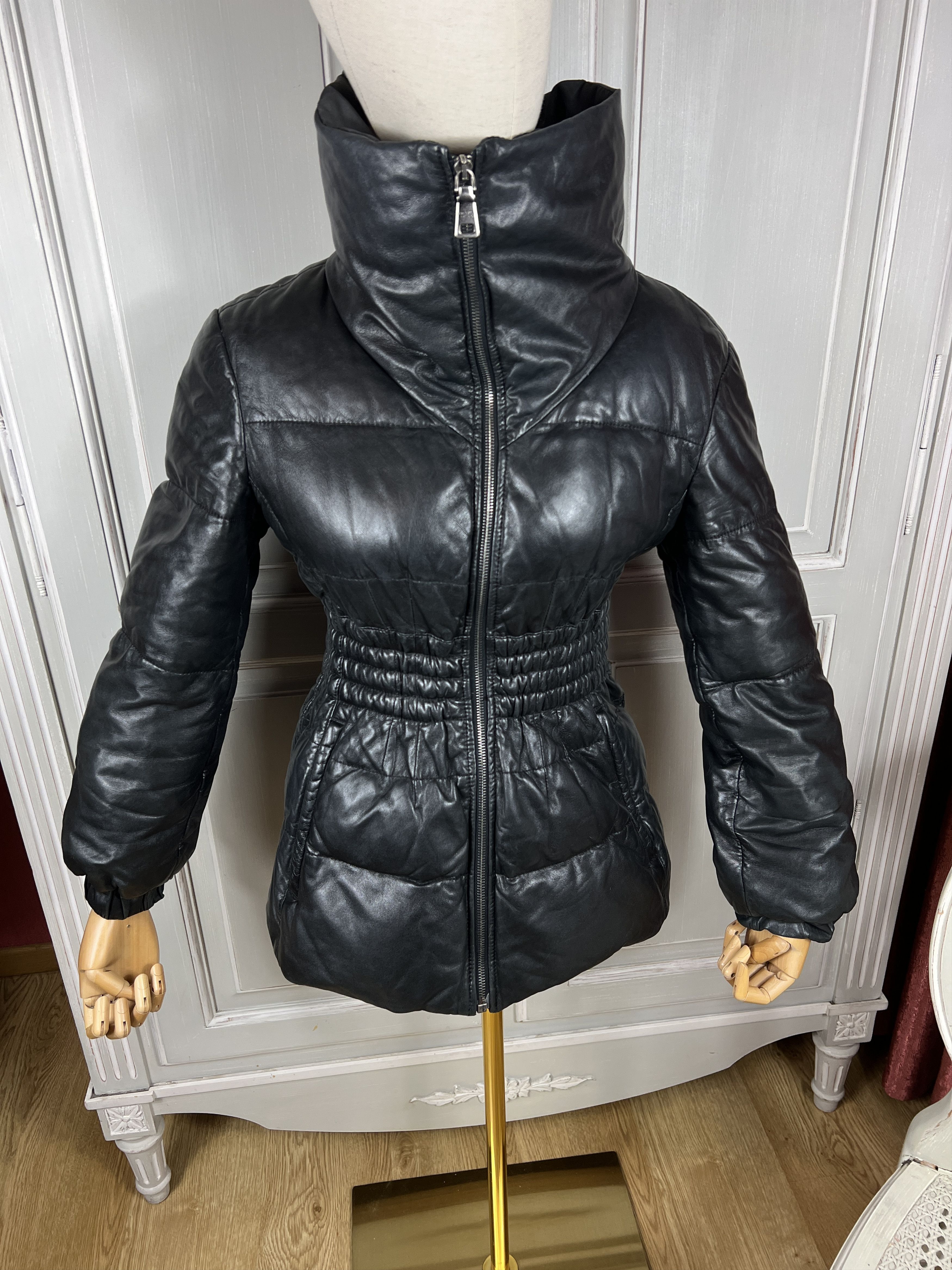 Prada VINTAGE PRADA DOWN PUFFER LEATHER JACKET Size S / US 4 / IT 40 - 1 Thumbnail